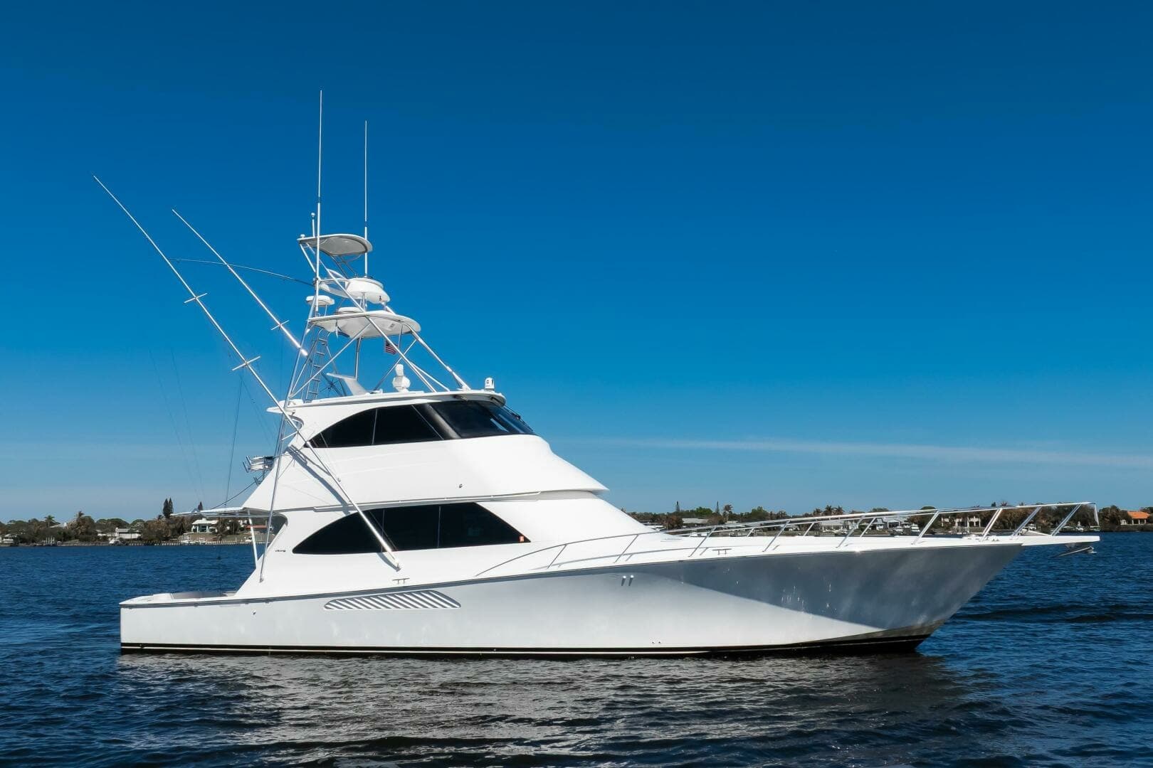 High Life — 2009 · 64' · 4 Cabins · Pre-Owned