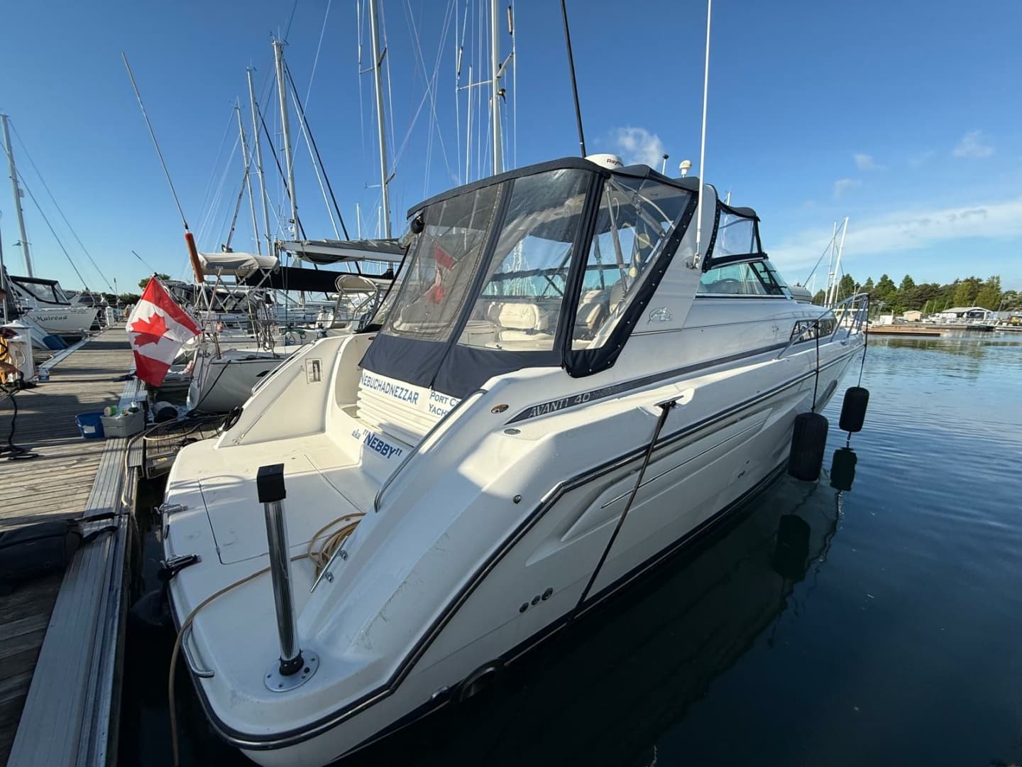 1998 Bayliner 4085 Avanti — 1998 · 42' · Pre-Owned