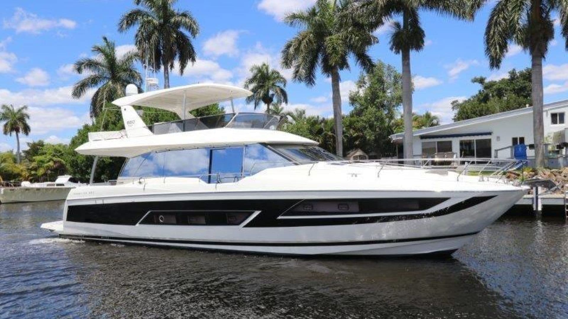 Breathe Easy — 2017 · 68' · 4 Cabins · Pre-Owned