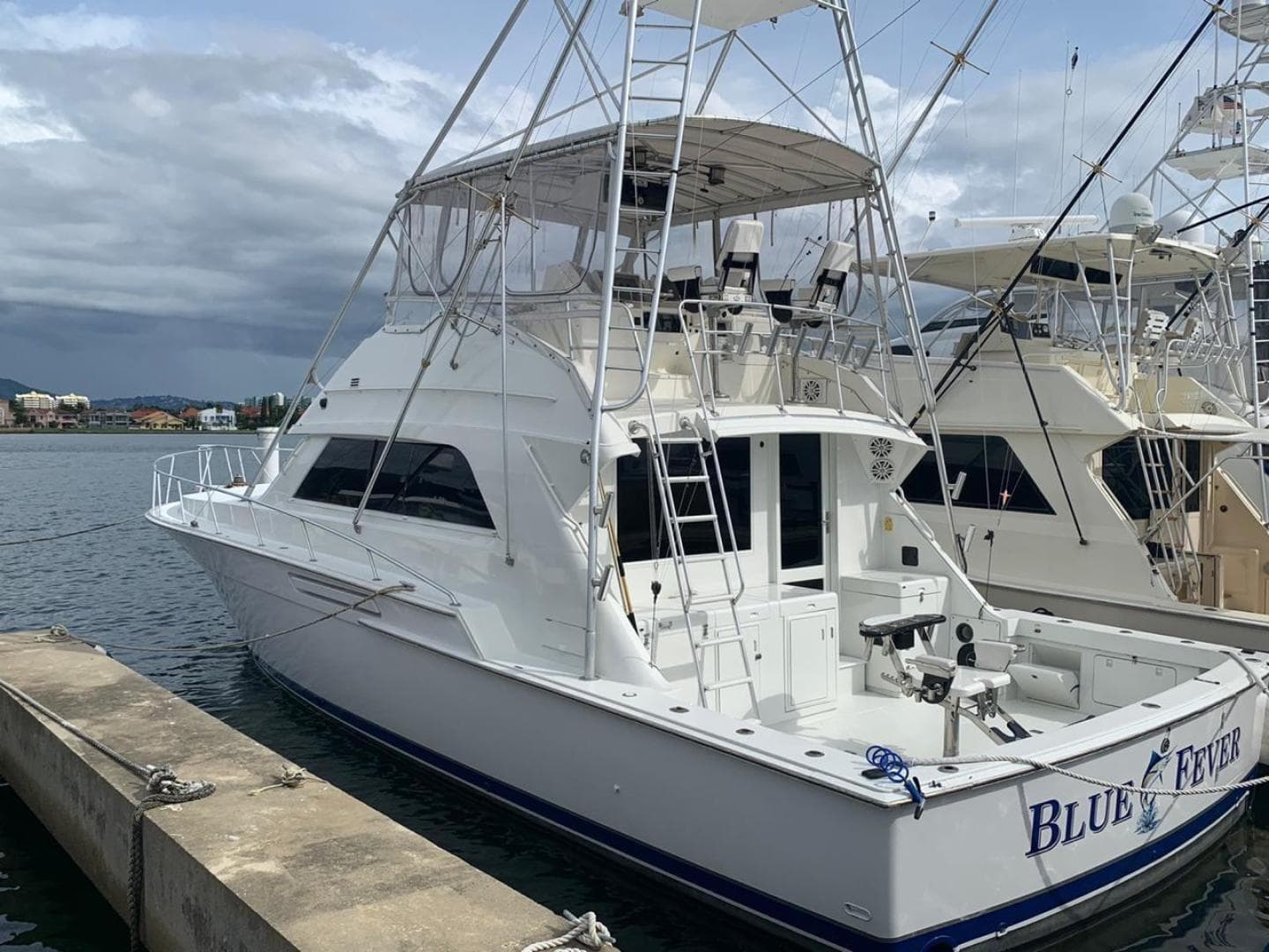 Blue Fever — 1988 · 50' · 3 Cabins · Pre-Owned