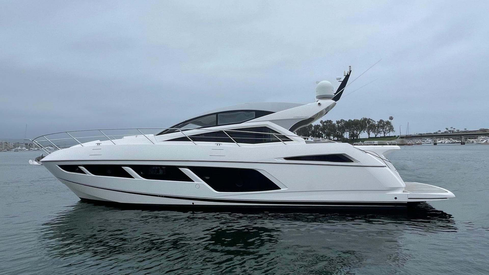 2015 Sunseeker Predator — 2015 · 57' · 3 Cabins · Pre-Owned