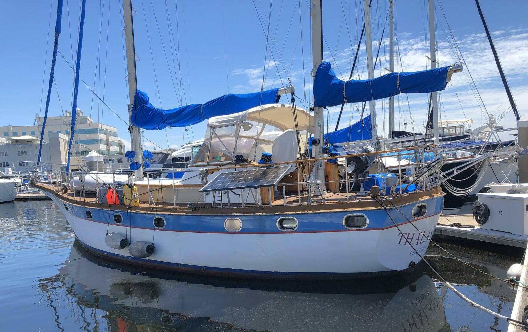 1974 Dutch US — 1974 · 49' · Pre-Owned
