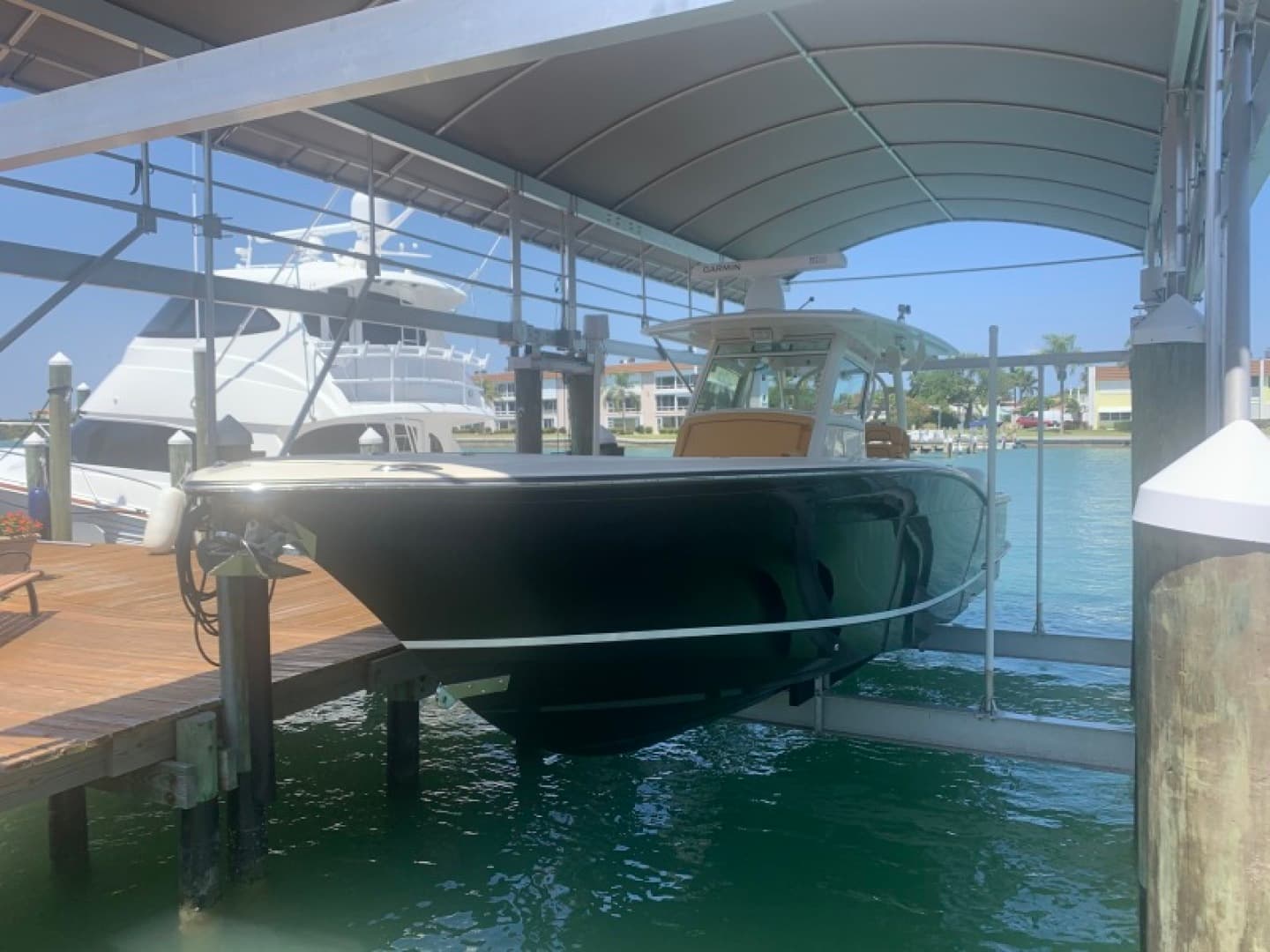 Sand Dollar Too — 2014 · 35' · 1 Cabin · Pre-Owned