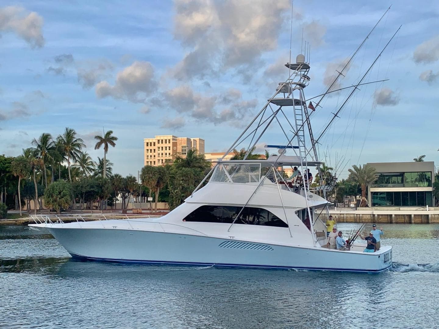 Reel Estate — 2005 · 74' · 4 Cabins · Pre-Owned
