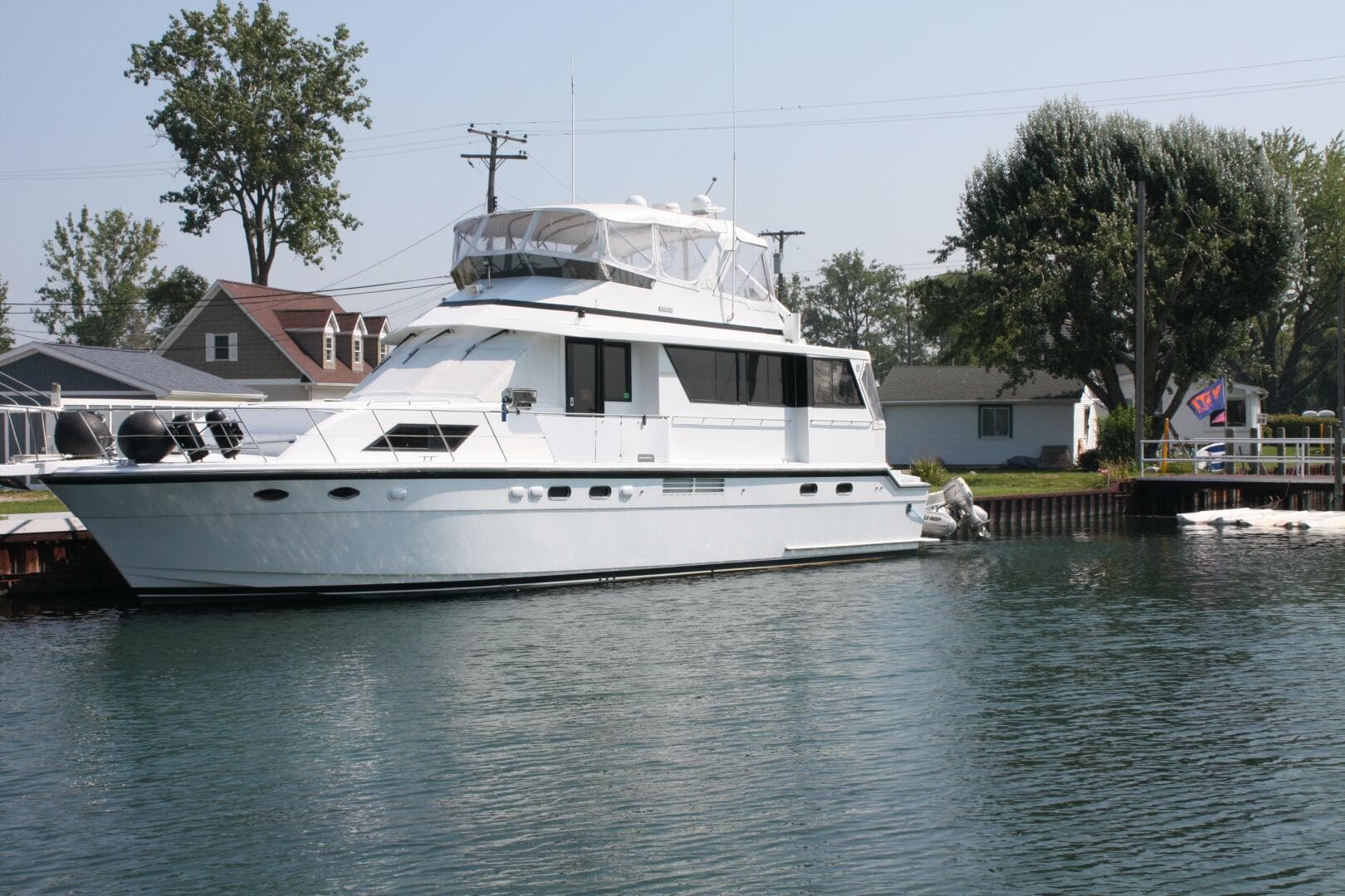 2000 Jefferson 56 Rivanna — 2000 · 183' · 3 Cabins · Pre-Owned