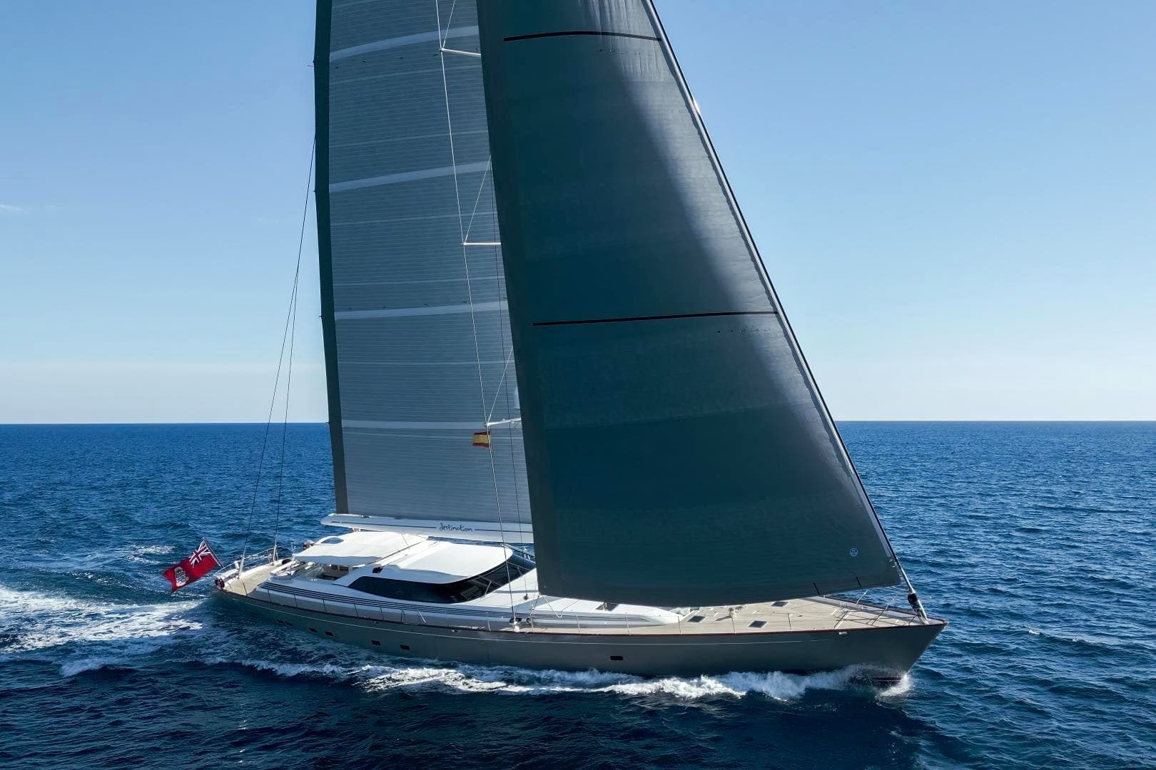 DESTINATION — 2002 · 134' · 4 Cabins · Pre-Owned