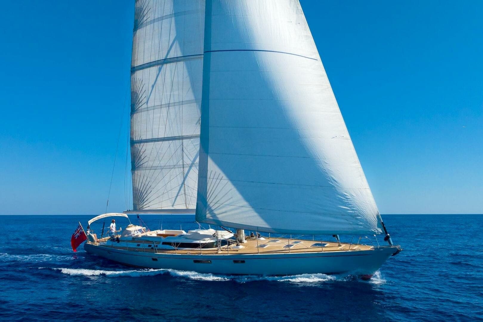 HANNO — 2009 · 77' · 4 Cabins · Pre-Owned