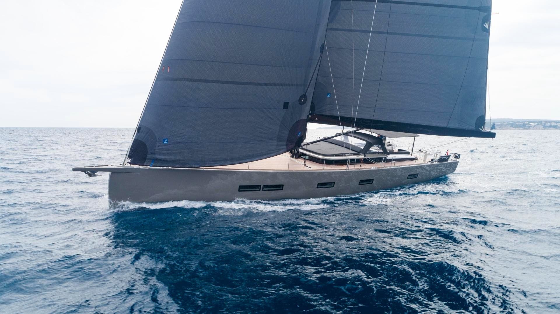 CIN CIN — 2020 · 75' · 3 Cabins · Pre-Owned