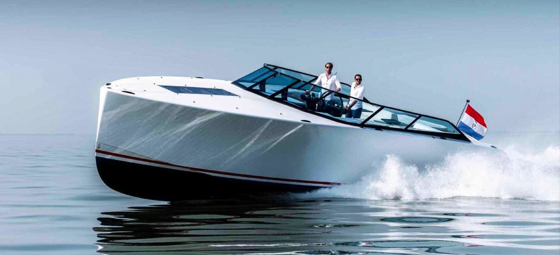 BENEAU WATERDREAM 52 — 2020 · 52' · 2 Cabins · Pre-Owned