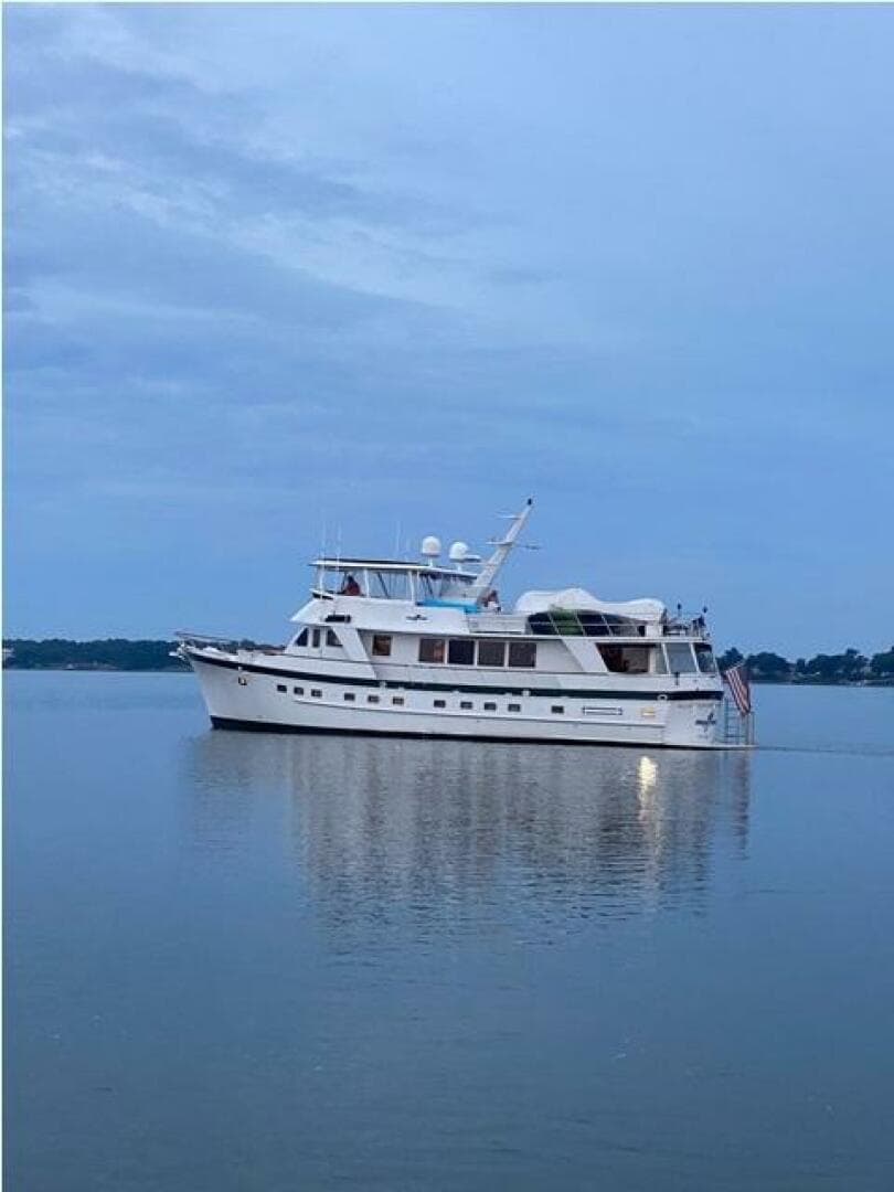Neptune II — 1986 · 72' · 4 Cabins · Pre-Owned