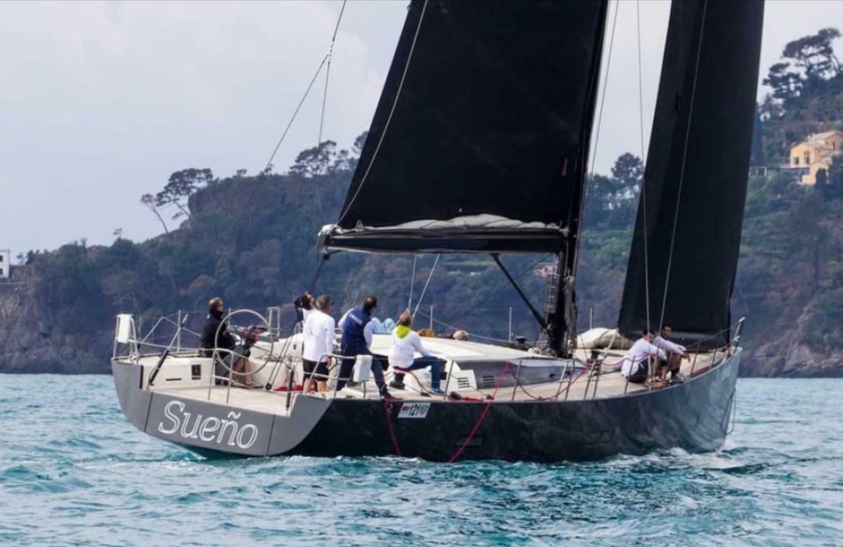 SUENO — 2016 · 62' · 5 Cabins · Pre-Owned