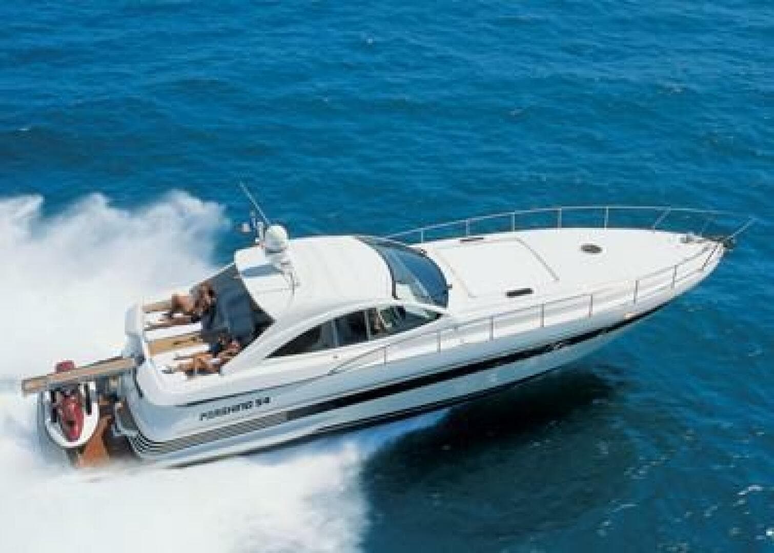 54 Pershing / 1999 — 1999 · 54' · 3 Cabins · Pre-Owned