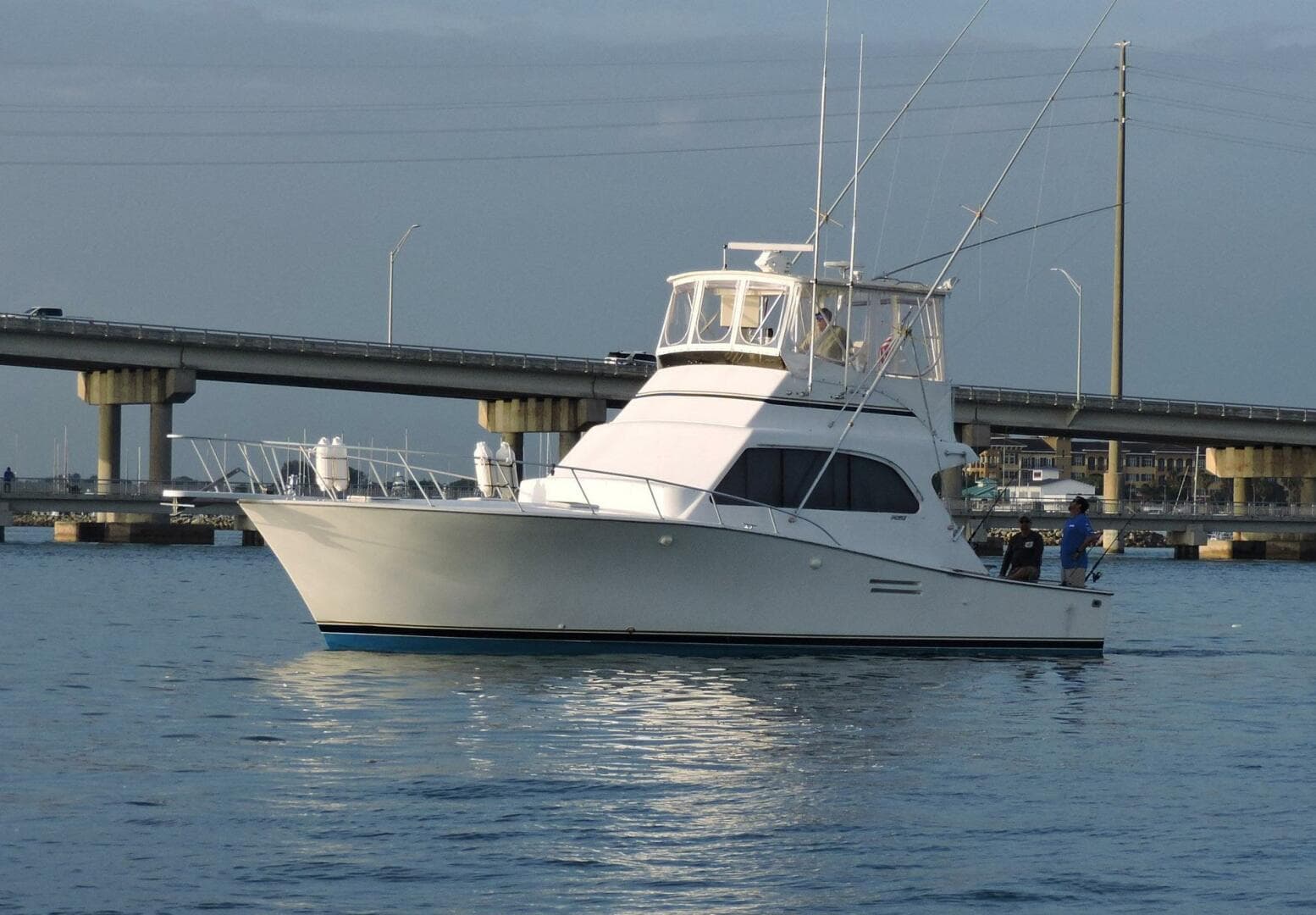 Lost Tarheel — 1990 · 44' · 2 Cabins · Pre-Owned