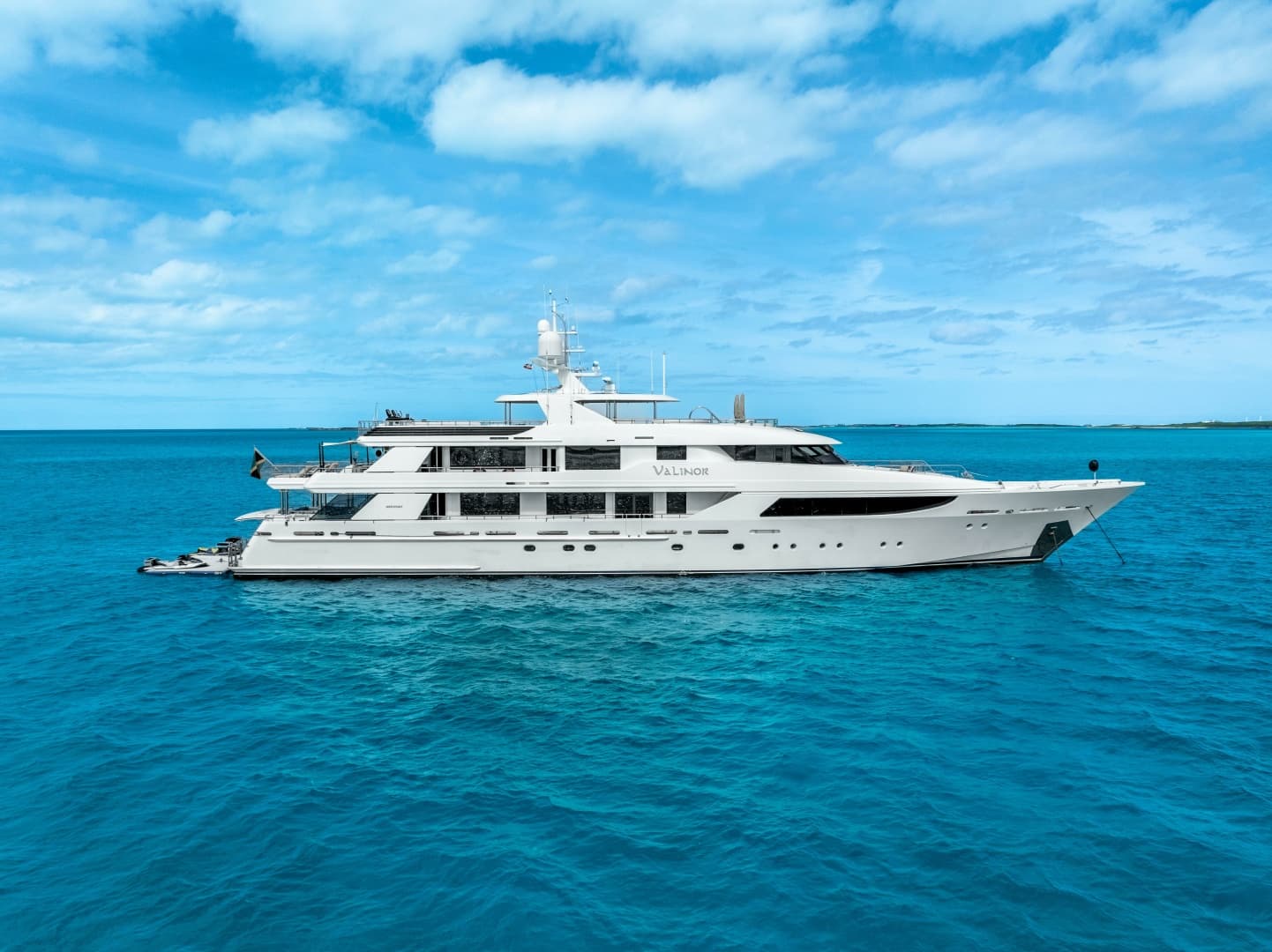 VALINOR — 2013 · 164' · 6 Cabins · Pre-Owned