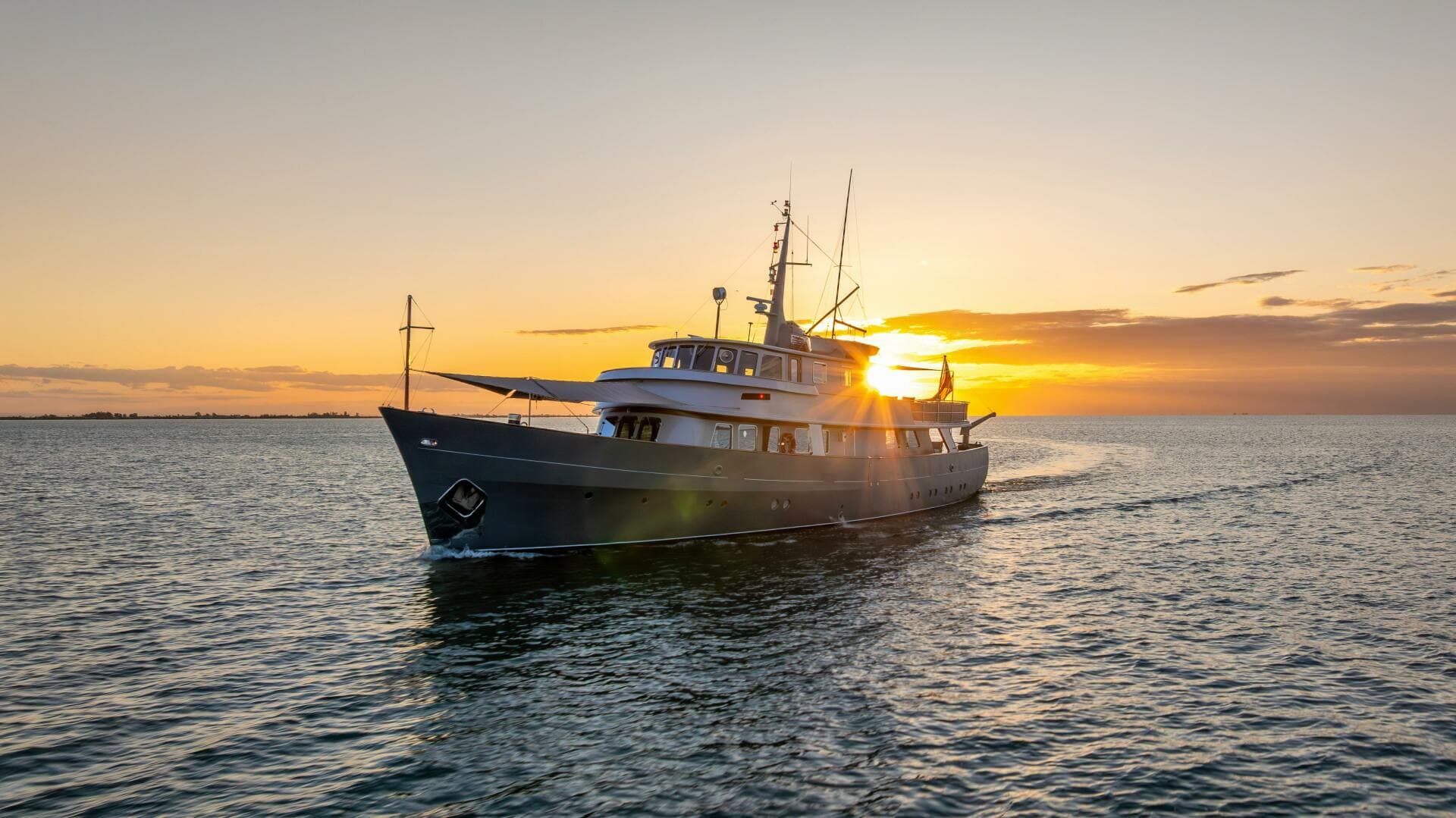 LA FENICE — 1962 · 95' · 4 Cabins · Pre-Owned