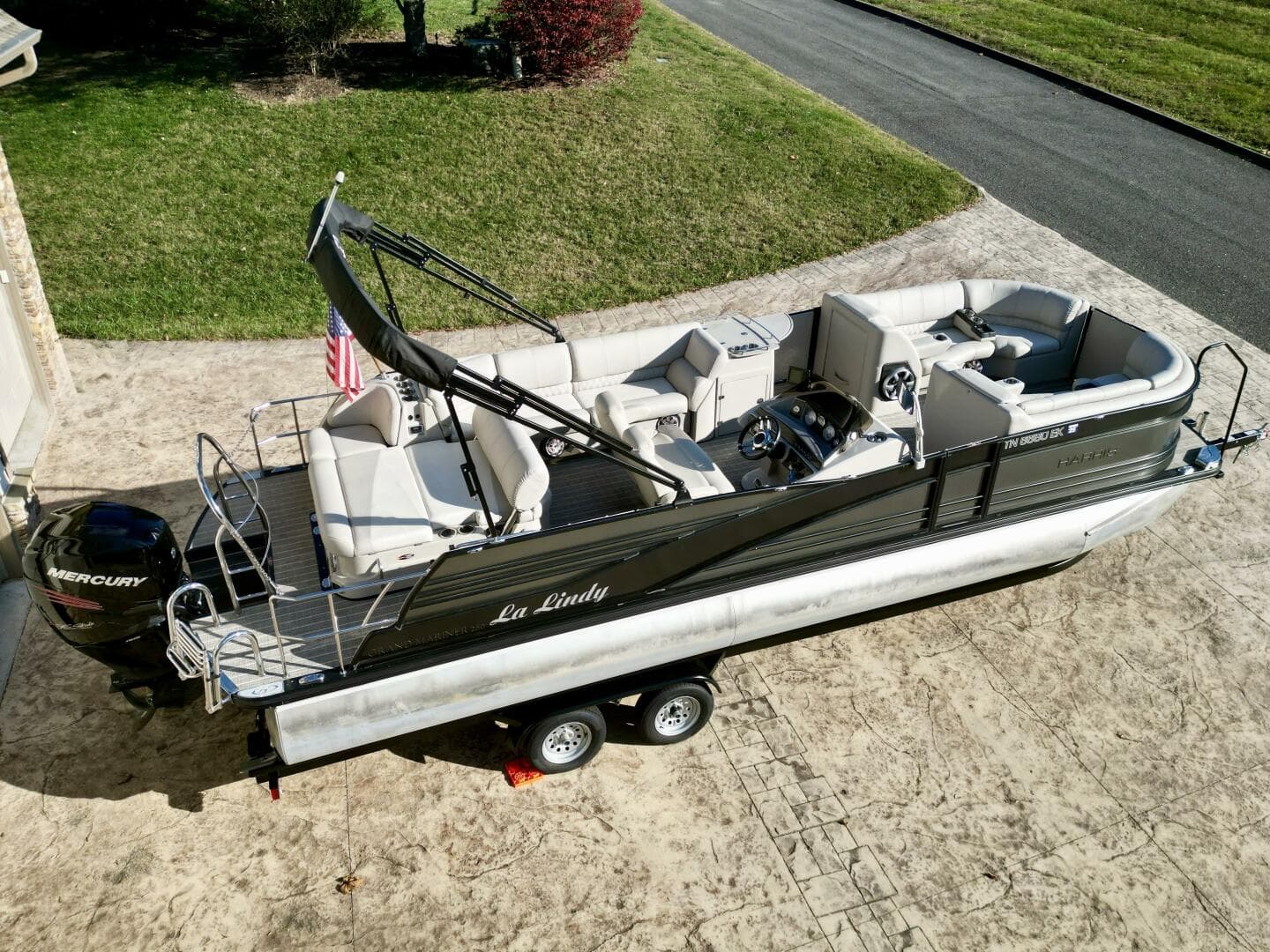 2016 Harris Grand Mariner 250 SLEC Tritoon — 2016 · 29' · Pre-Owned