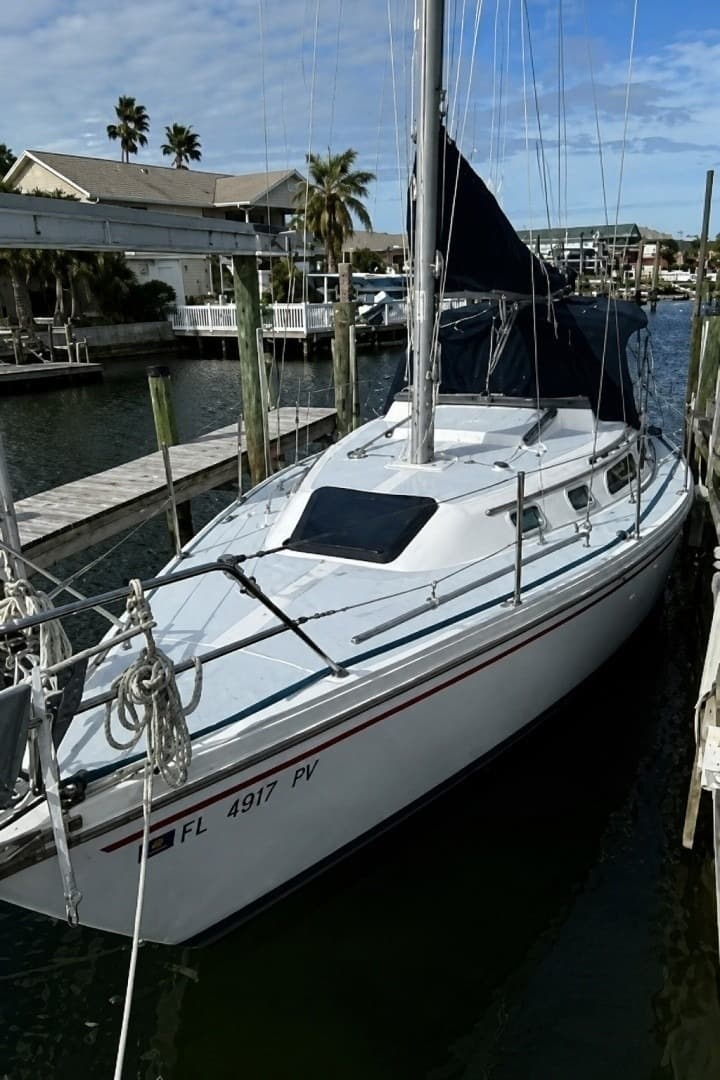 1988 Catalina 30 — 1988 · 29' · Pre-Owned