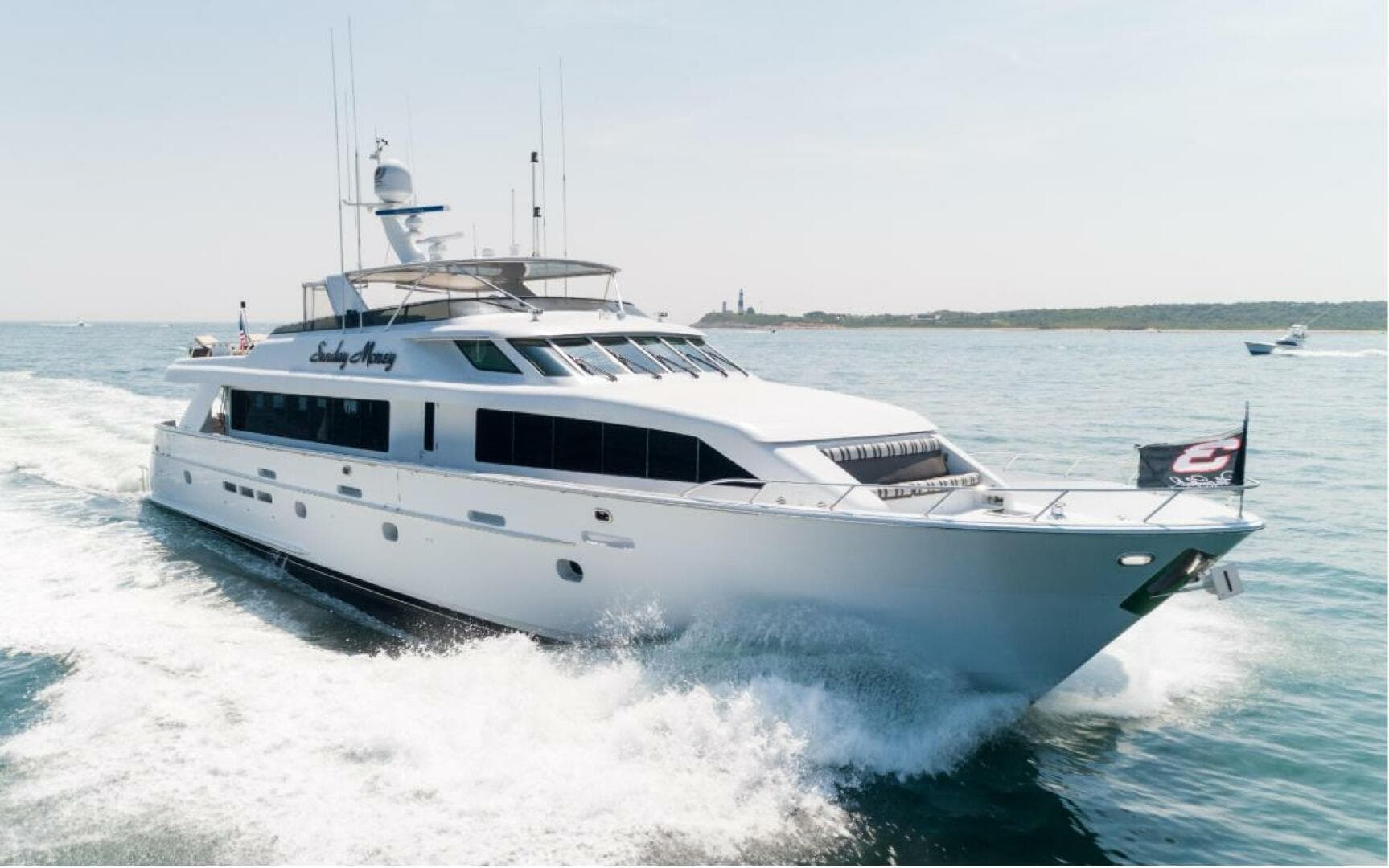 Sunday Money — 2001 · 100' · 5 Cabins · Pre-Owned