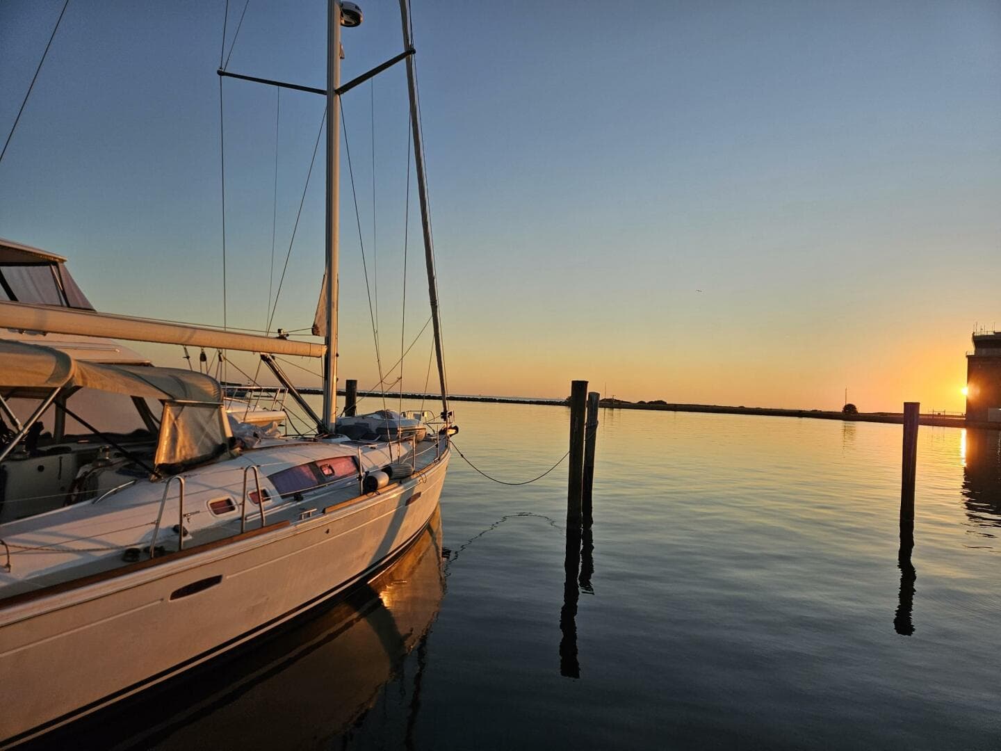 Athena — 2011 · 49' · 3 Cabins · Pre-Owned
