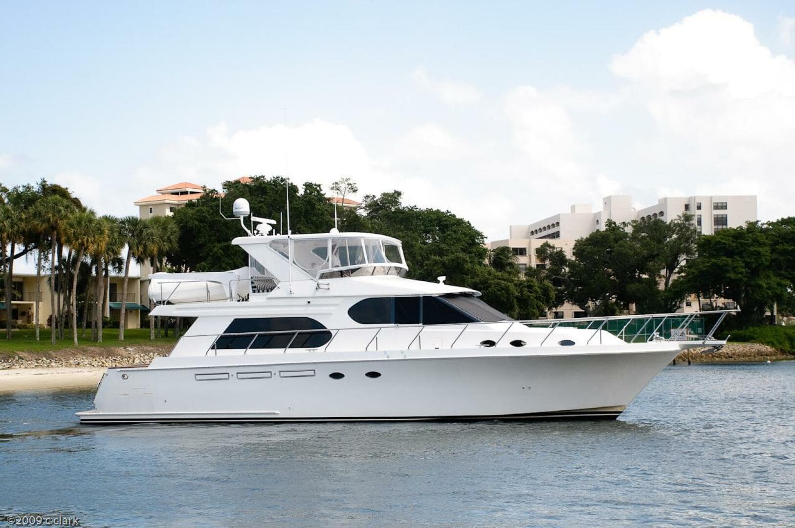 Momentum III — 2005 · 58' · Pre-Owned