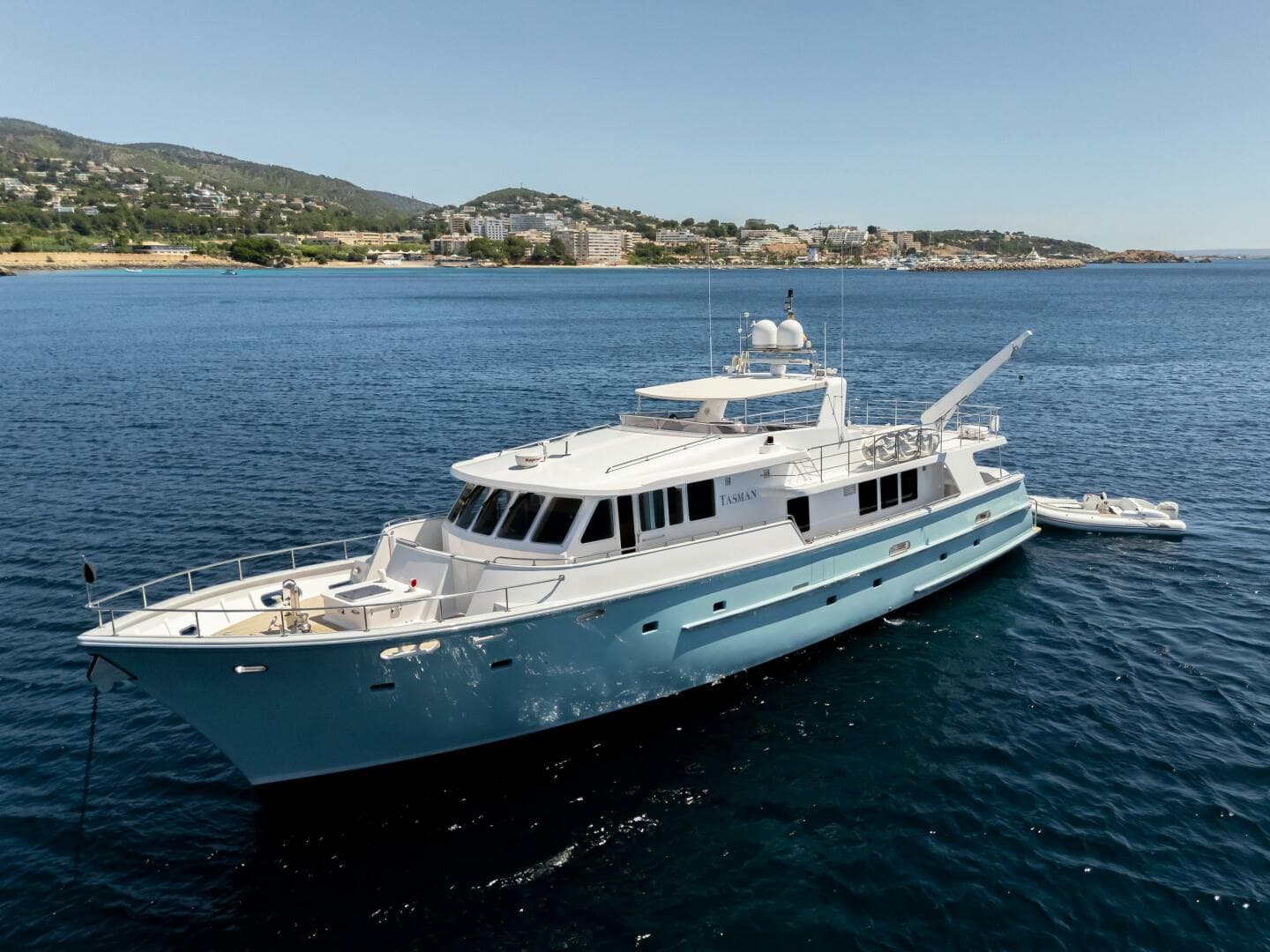 TASMAN — 2007 · 85' · 4 Cabins · Pre-Owned