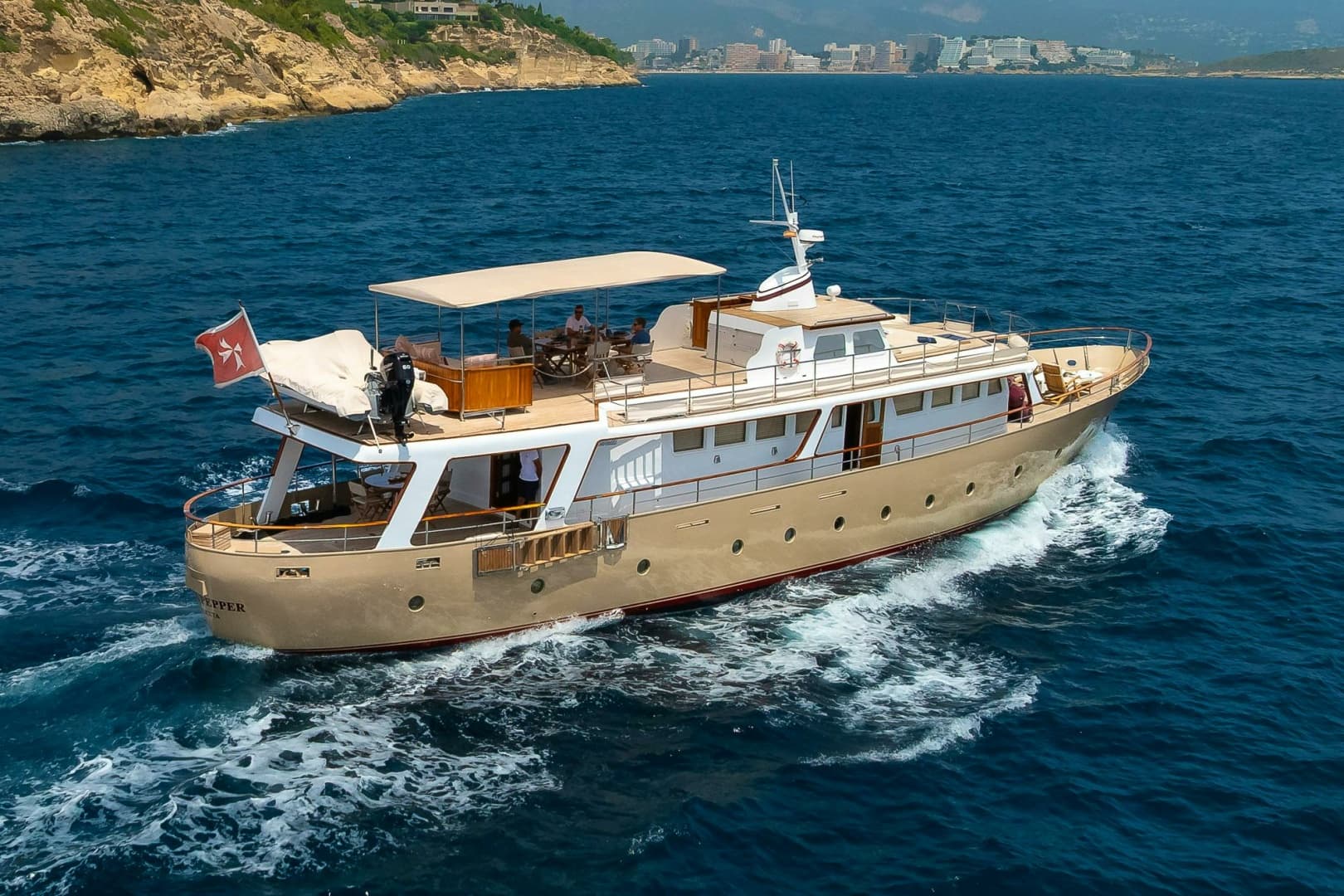 BLACK PEPPER — 1975 · 79' · 4 Cabins · Pre-Owned