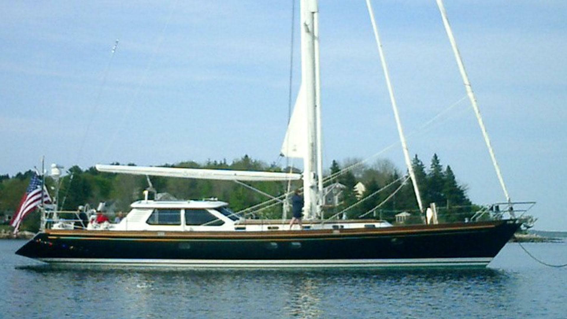 SARAH JANE — 2000 · 65' · 3 Cabins · Pre-Owned