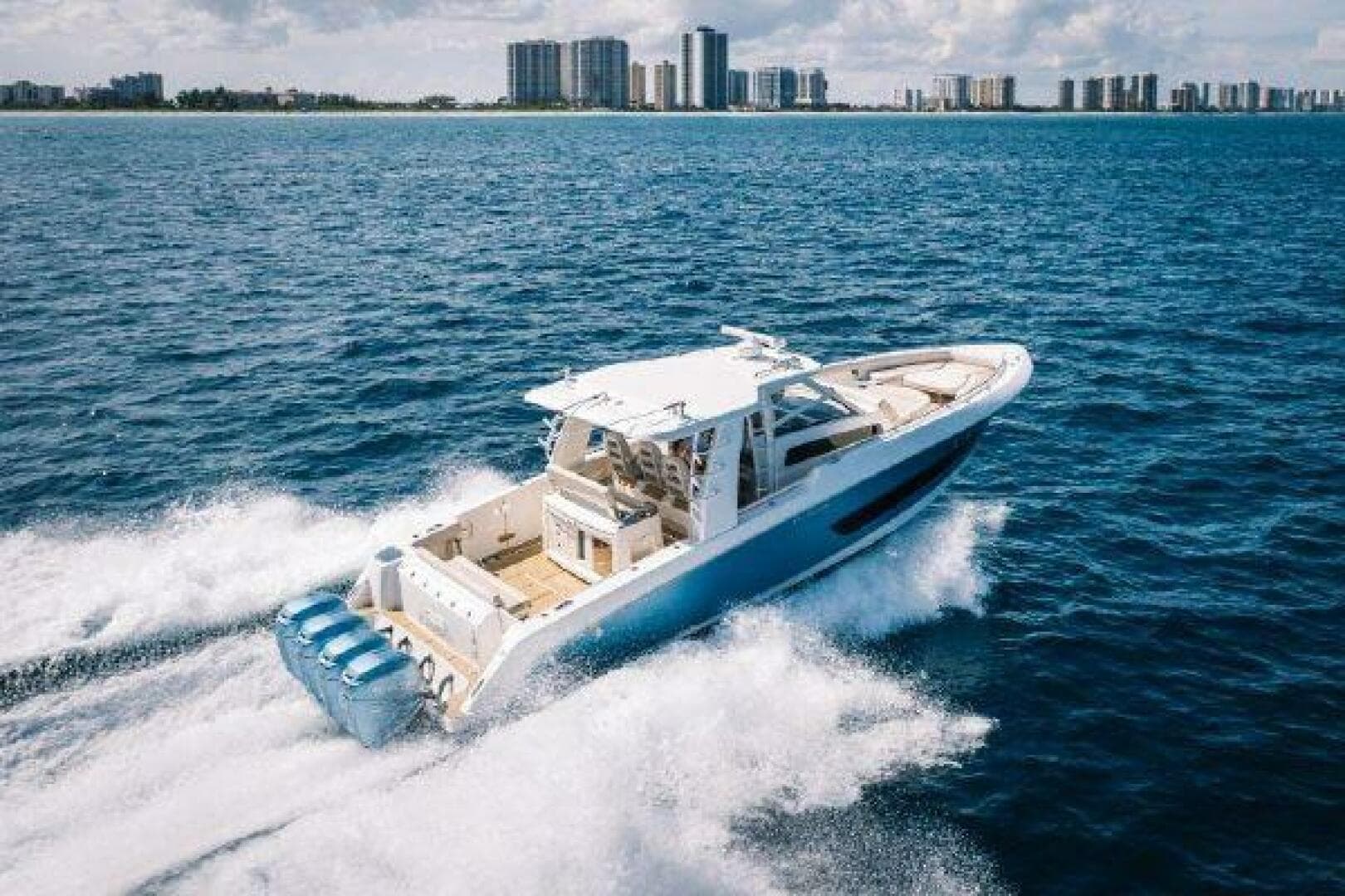 2017 Boston Whaler 42 Outrage — 2017 · 42' · 1 Cabin · Pre-Owned