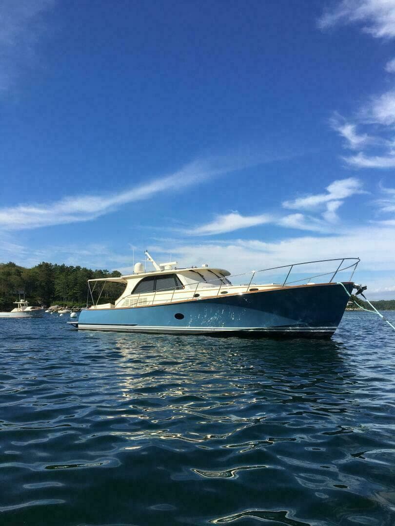 Zephyr — 2013 · 48' · 2 Cabins · Pre-Owned