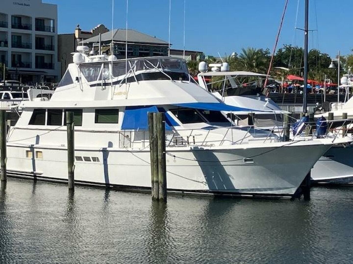 Carry On — 1996 · 70' · 4 Cabins · Pre-Owned