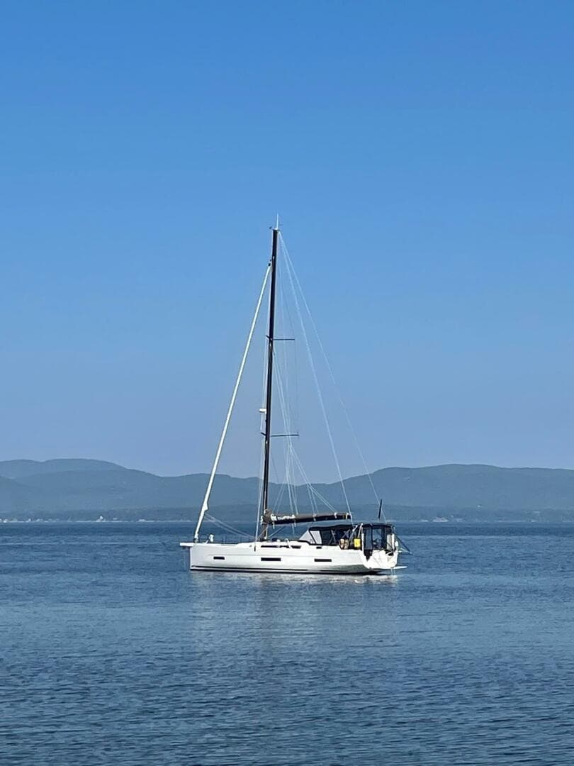 Dreamers Wanted — 2022 · 54' · Pre-Owned