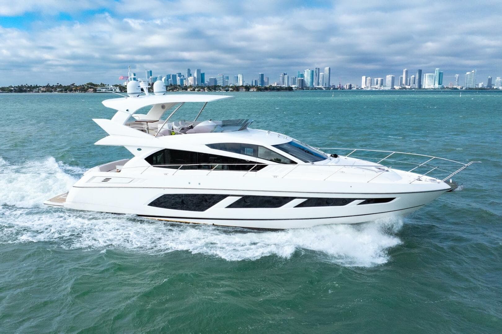 2016 Sunseeker Manhattan 65 — 2016 · 65' · Pre-Owned