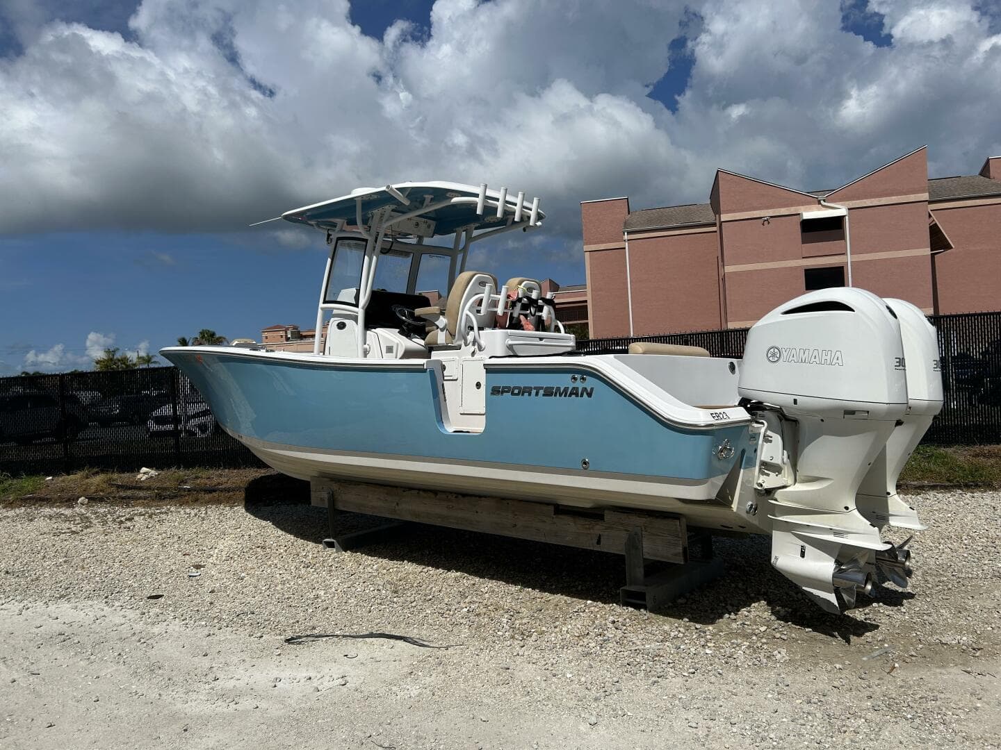 2018 Sportsman 282 OPEN — 2018 · 28' · Pre-Owned