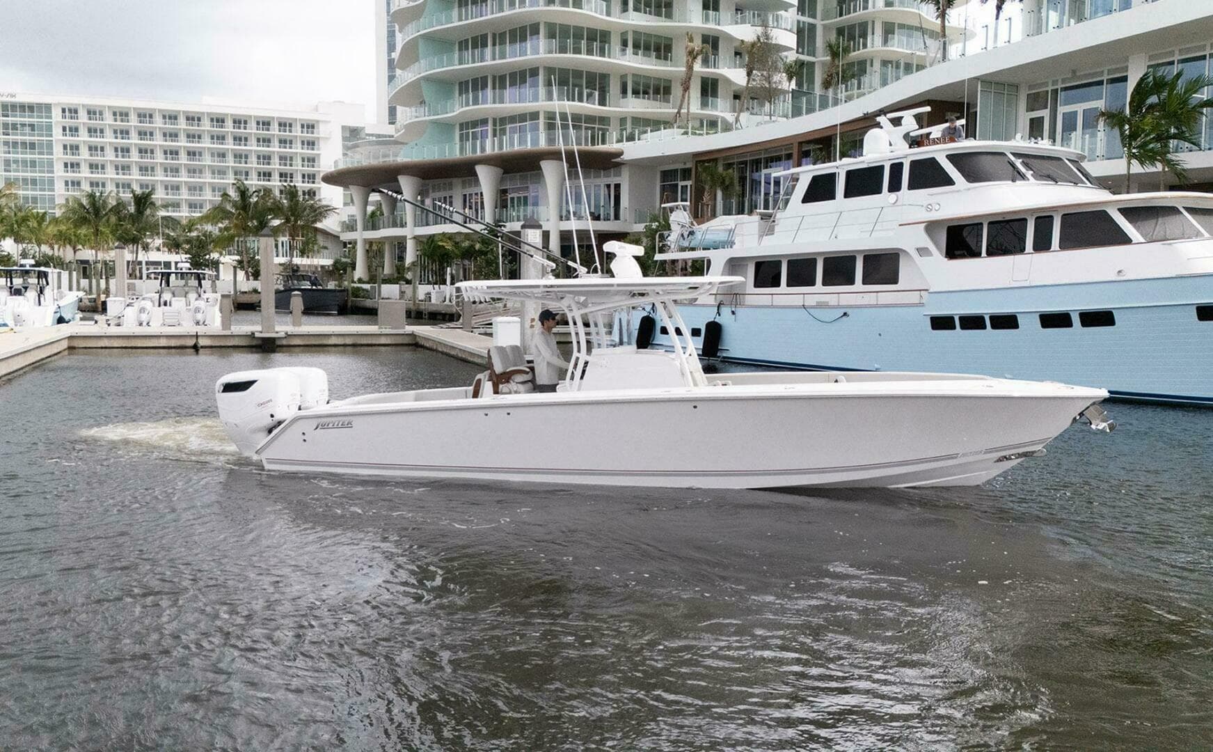 2024 Jupiter 34 HFS — 2024 · 33' · 1 Cabin · Pre-Owned