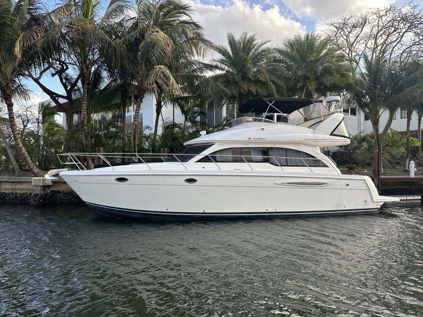 VRPRO — 2007 · 46' · 2 Cabins · Pre-Owned