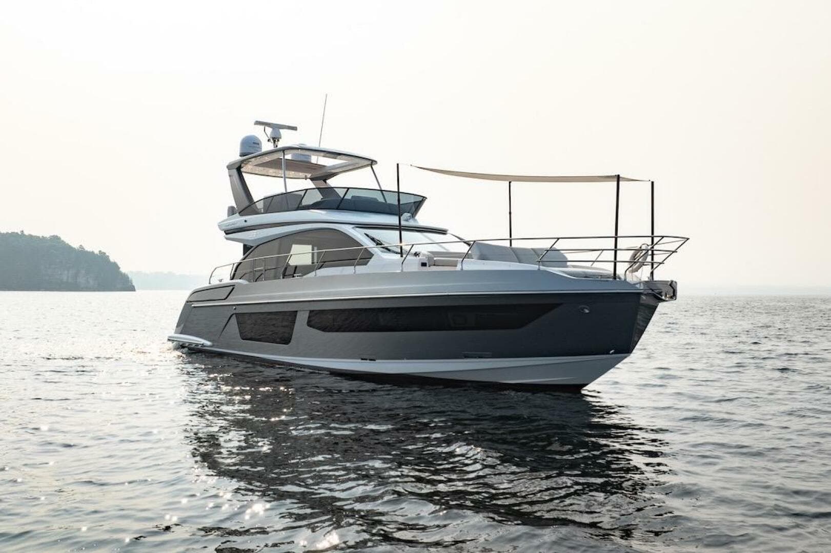 2023 Azimut Fly 53 — 2023 · 53' · Pre-Owned