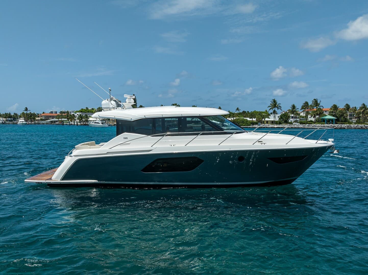 Debbie's Diamond — 2023 · 49' · 3 Cabins · Pre-Owned