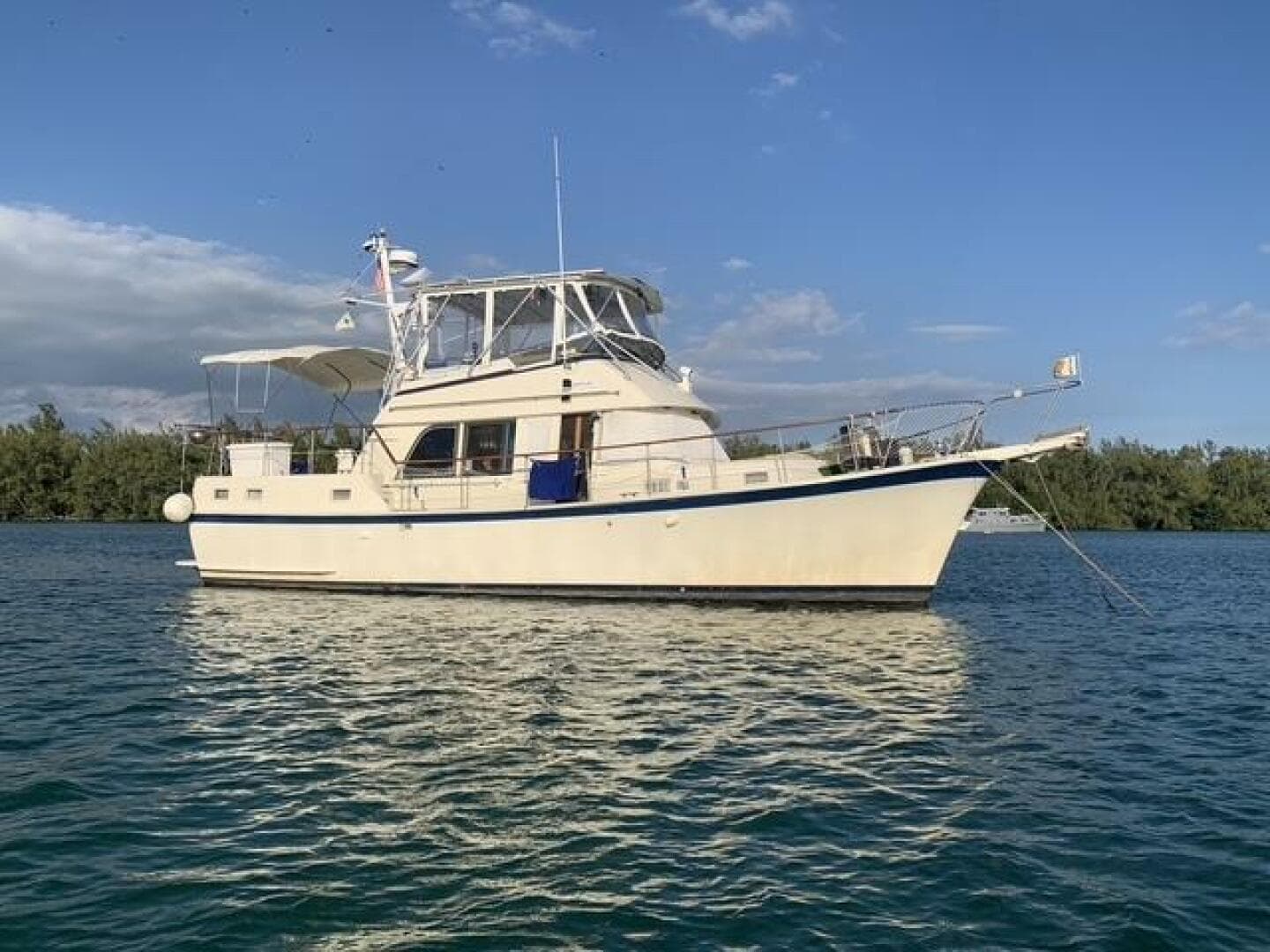 Still The One — 1980 · 42' · 2 Cabins · Pre-Owned