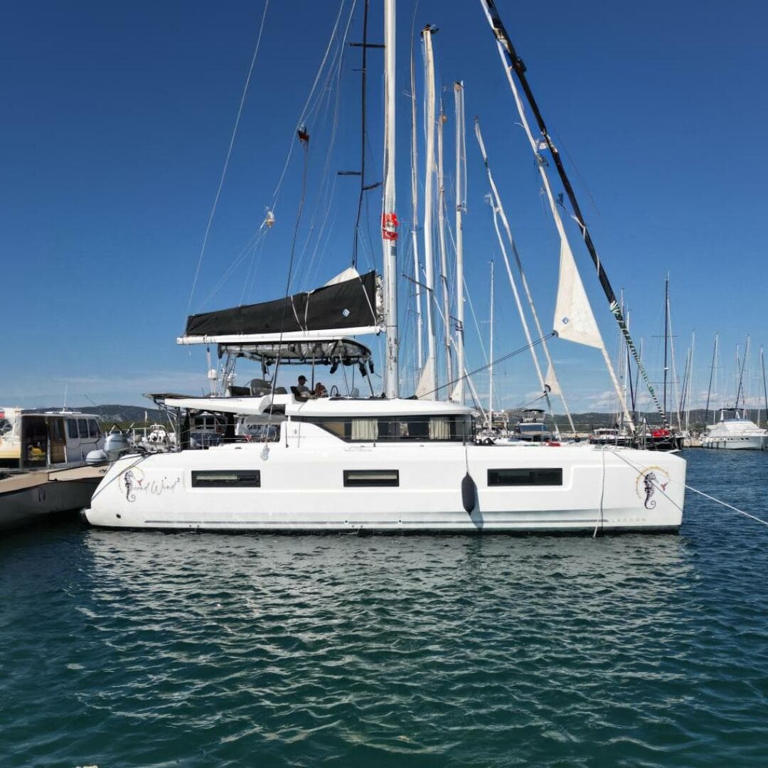 2020 Lagoon — 2020 · 45' · Pre-Owned