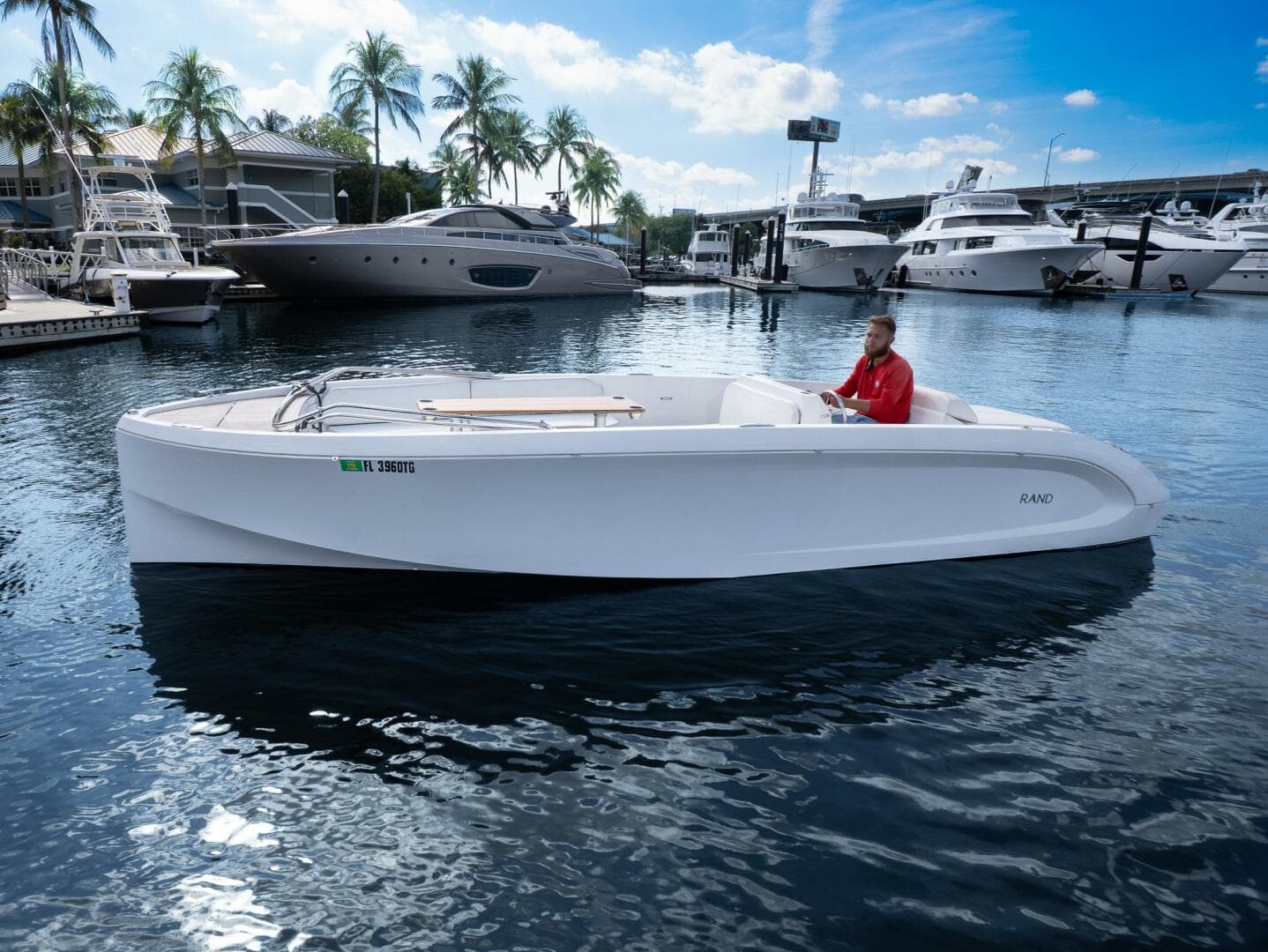 2022 Rand 23 Mana — 2022 · 23' · Pre-Owned