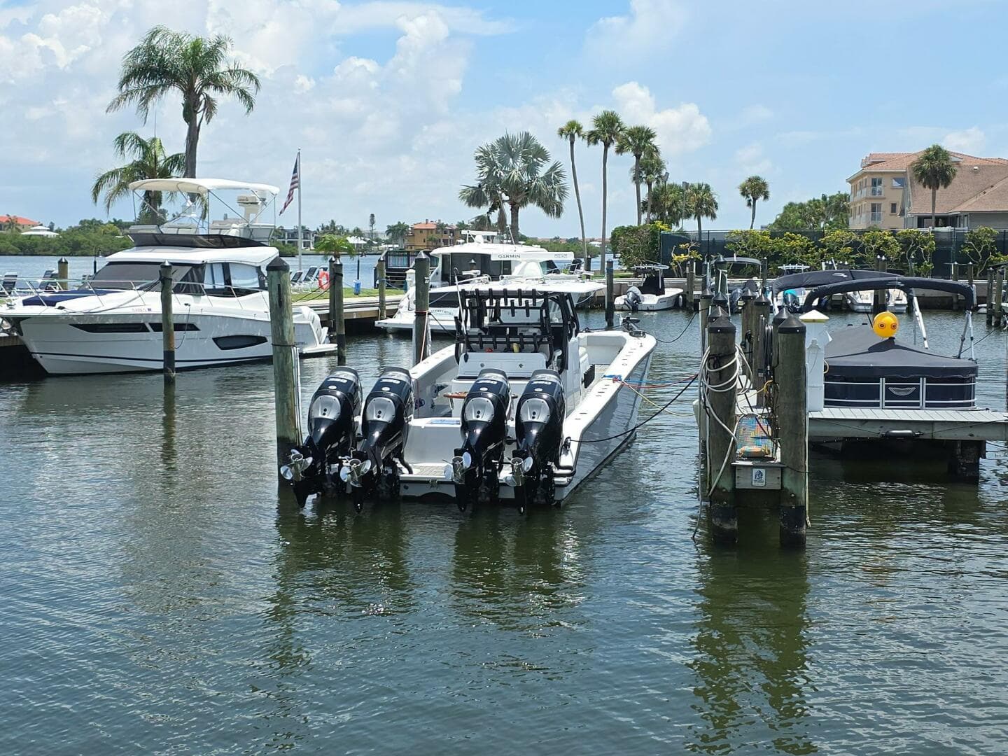 2021 Freeman 37VH — 2021 · 37' · Pre-Owned
