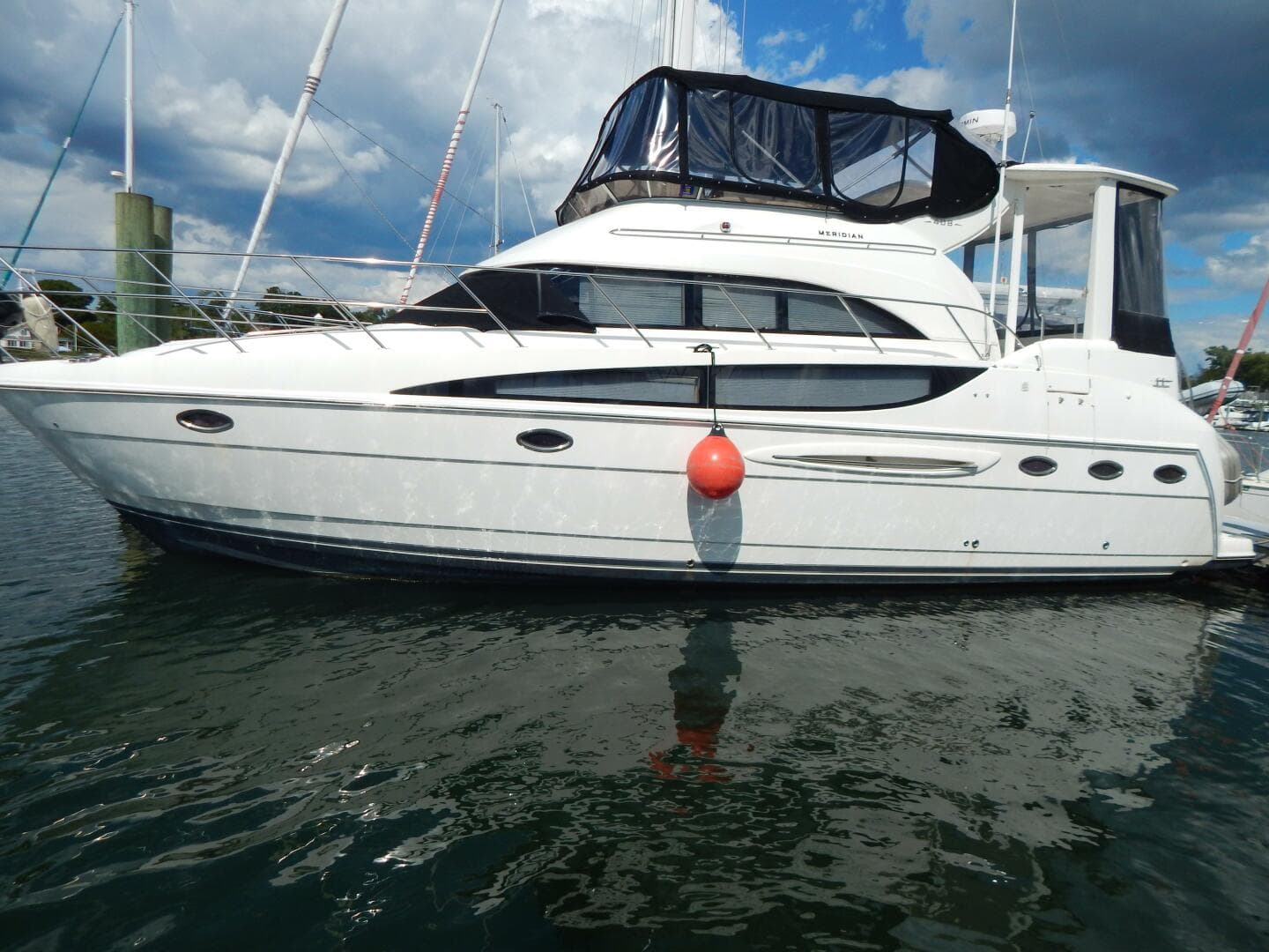 Still Chyl'n — 2005 · 42' · 3 Cabins · Pre-Owned