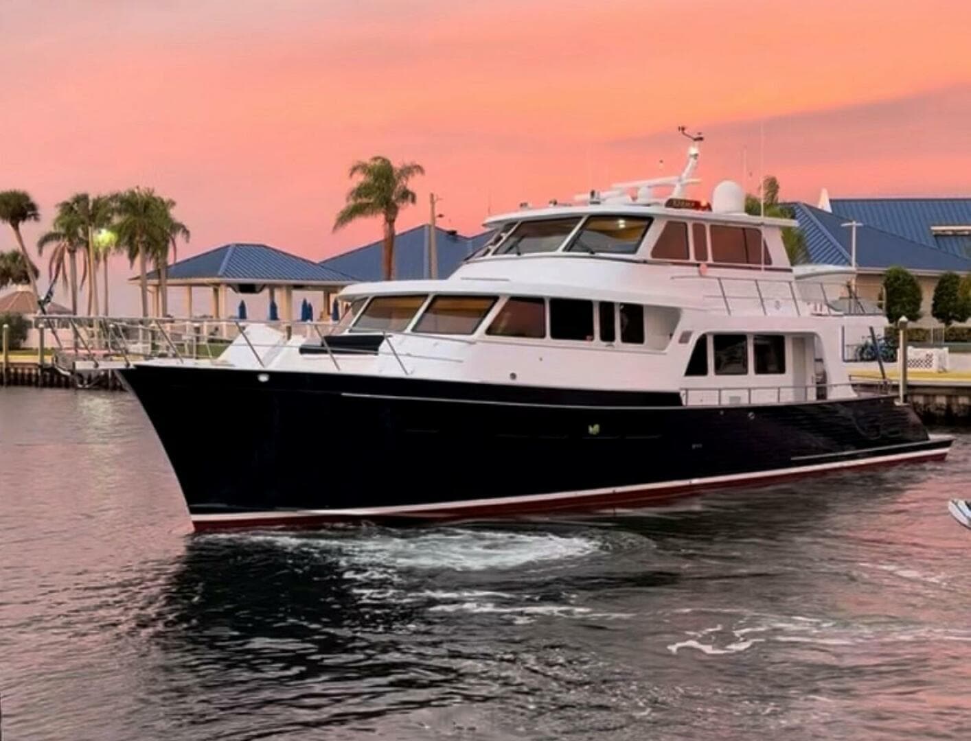 KARMA — 2023 · 76' · Pre-Owned