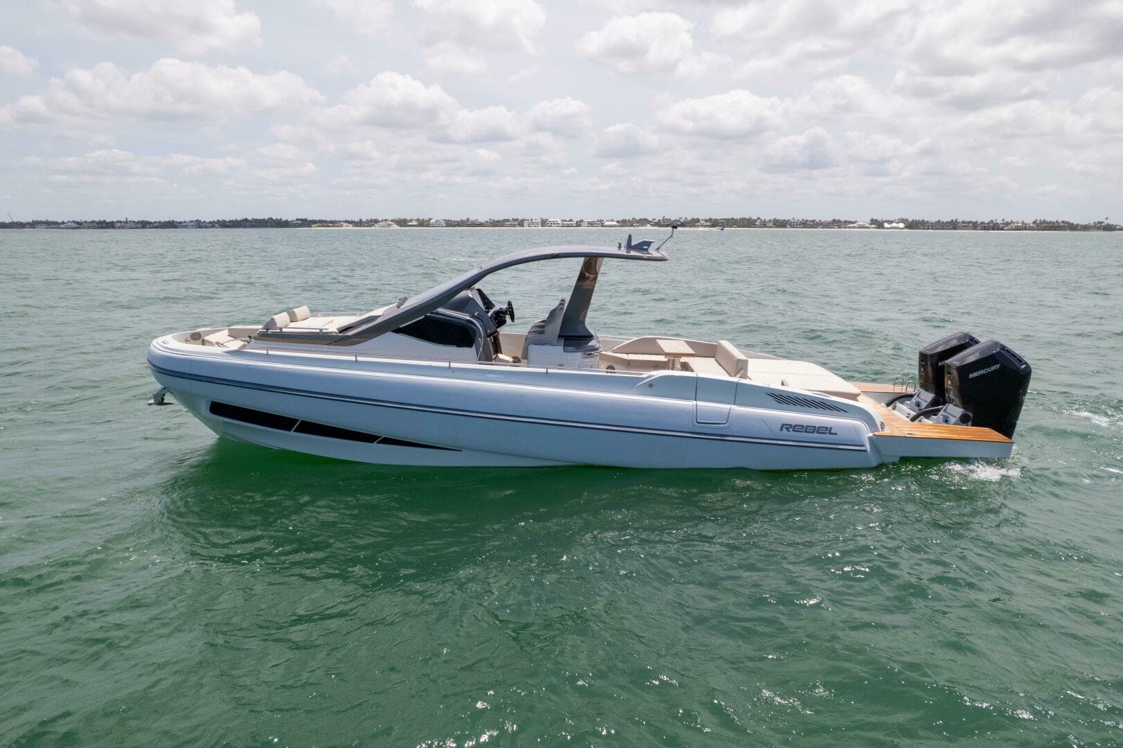 2025 Sacs Rebel 40 — 2025 · 40' · New