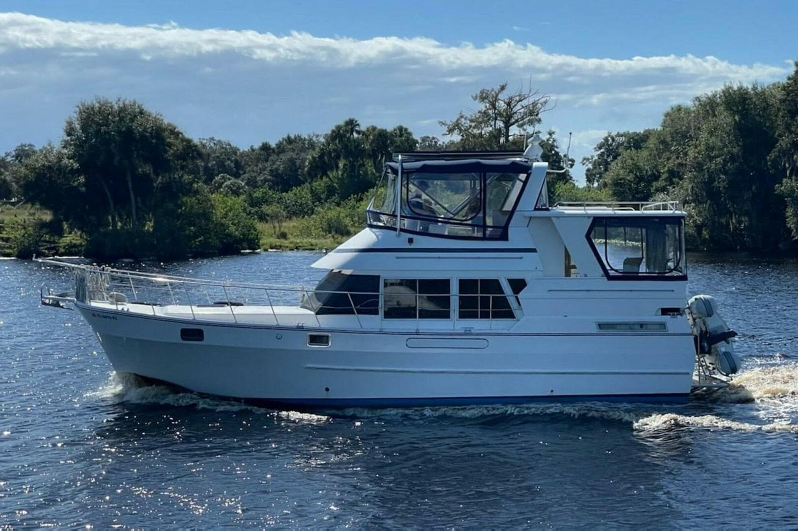 Off Ramp — 2002 · 42' · 2 Cabins · Pre-Owned