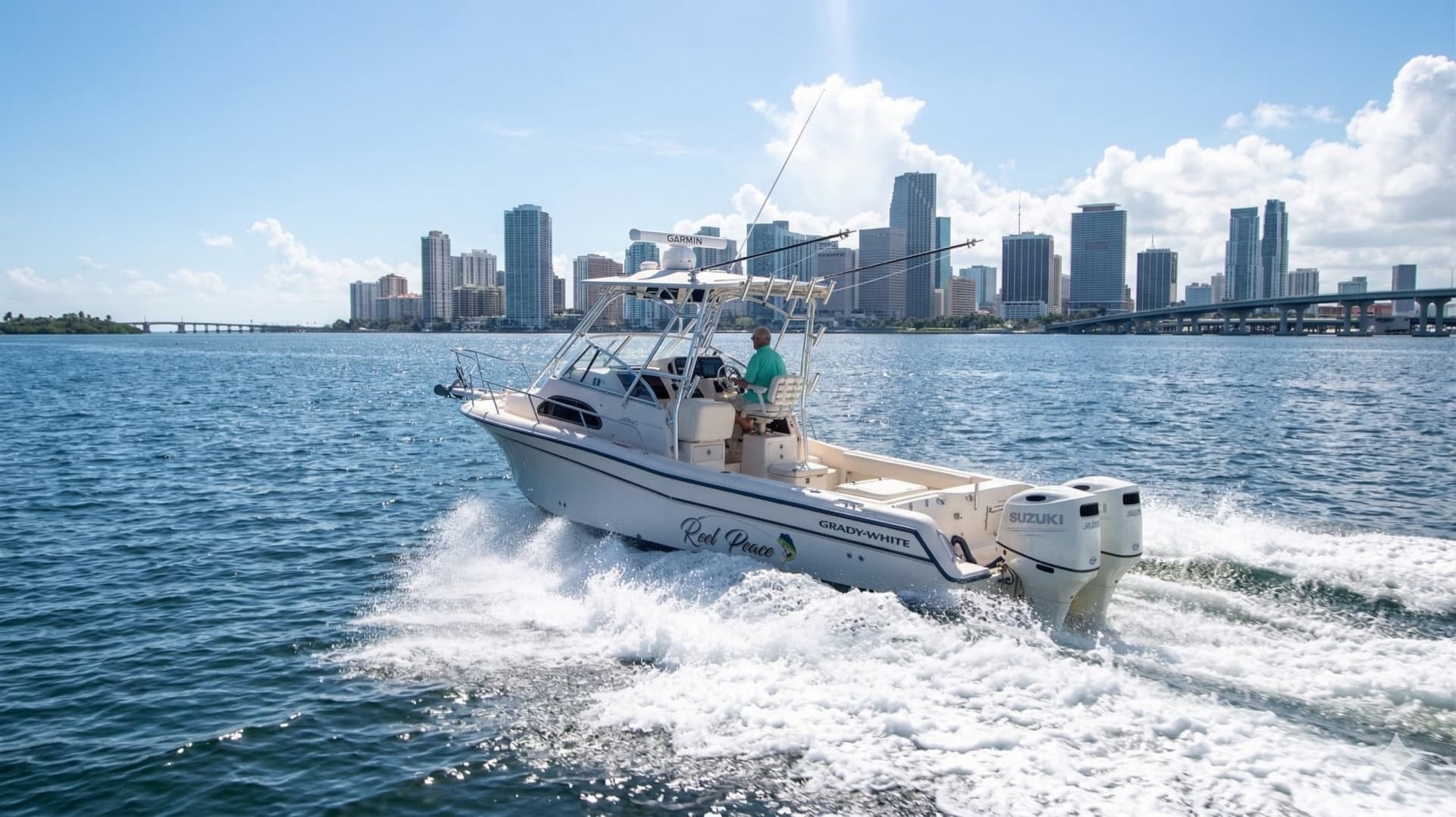 Reel Peace — 2004 · 28' · 2 Cabins · Pre-Owned