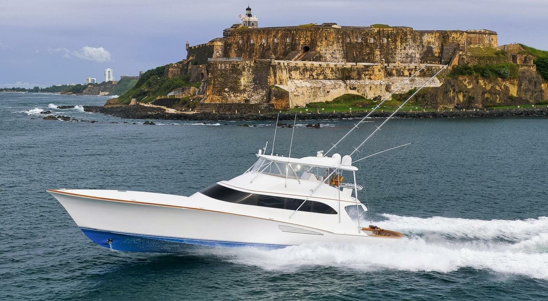 Islamar — 2012 · 80' · Pre-Owned