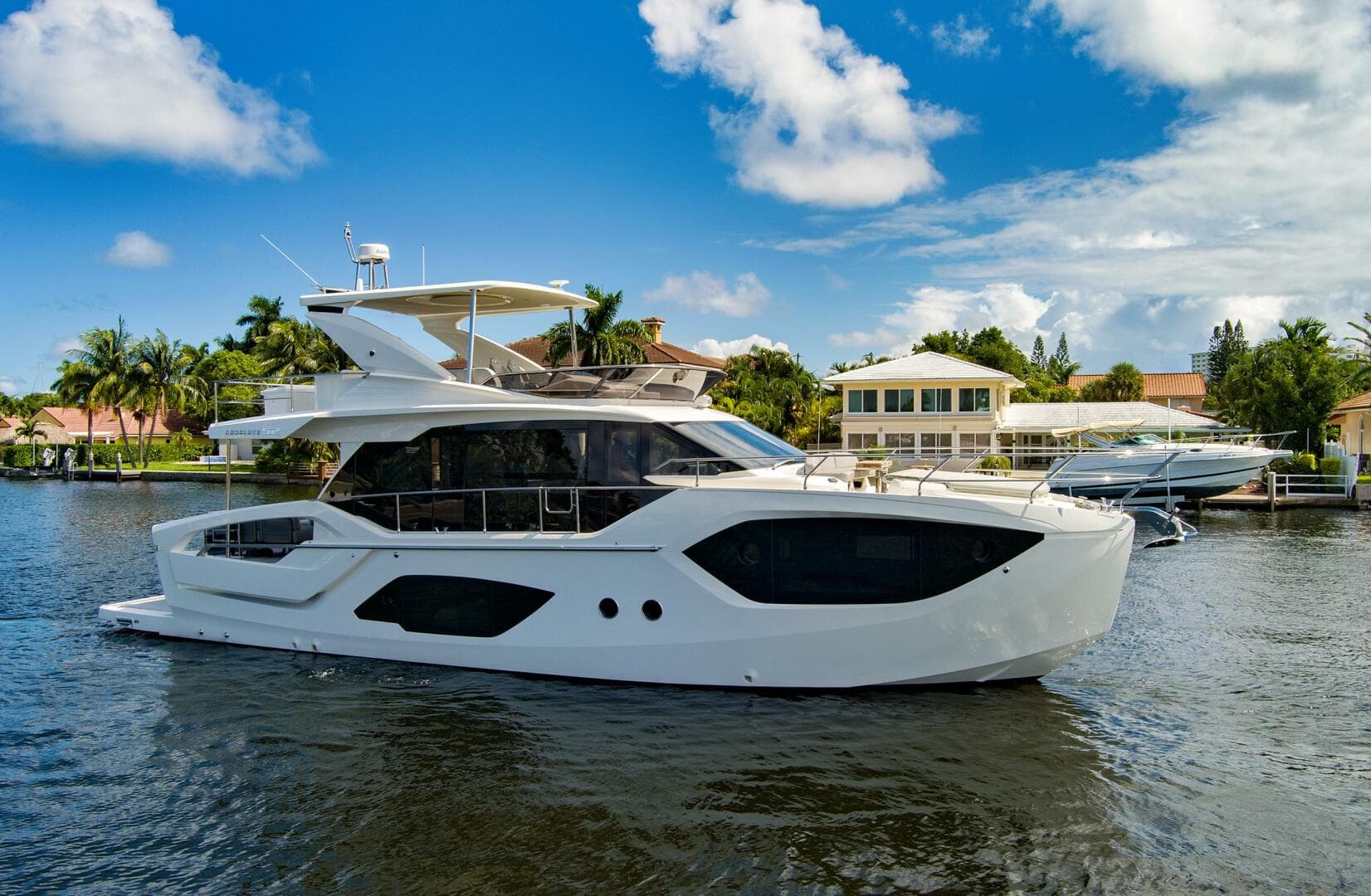 JOAN'S RONDEVOUS — 2025 · 52' · 3 Cabins · Pre-Owned