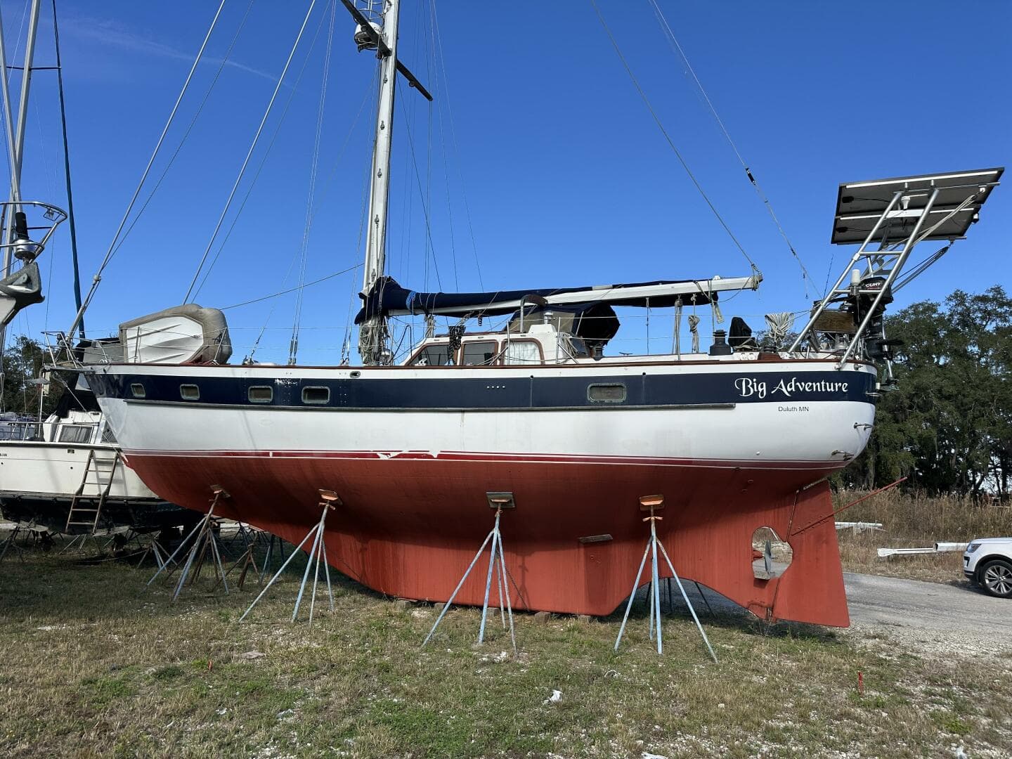 Big Adventure — 1986 · 46' · 2 Cabins · Pre-Owned
