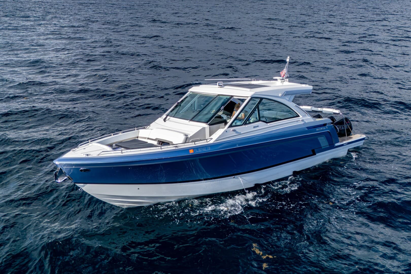 2022 Formula 380 ssc — 2022 · 38' · 1 Cabin · Pre-Owned